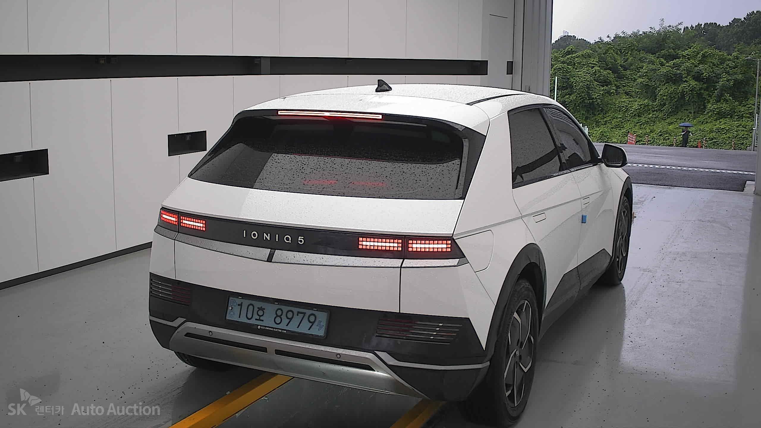 2022 - hyundai ioniq