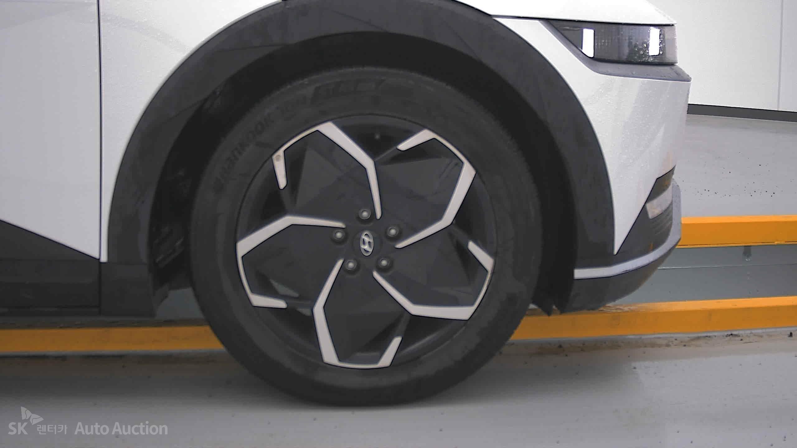 2022 - hyundai ioniq