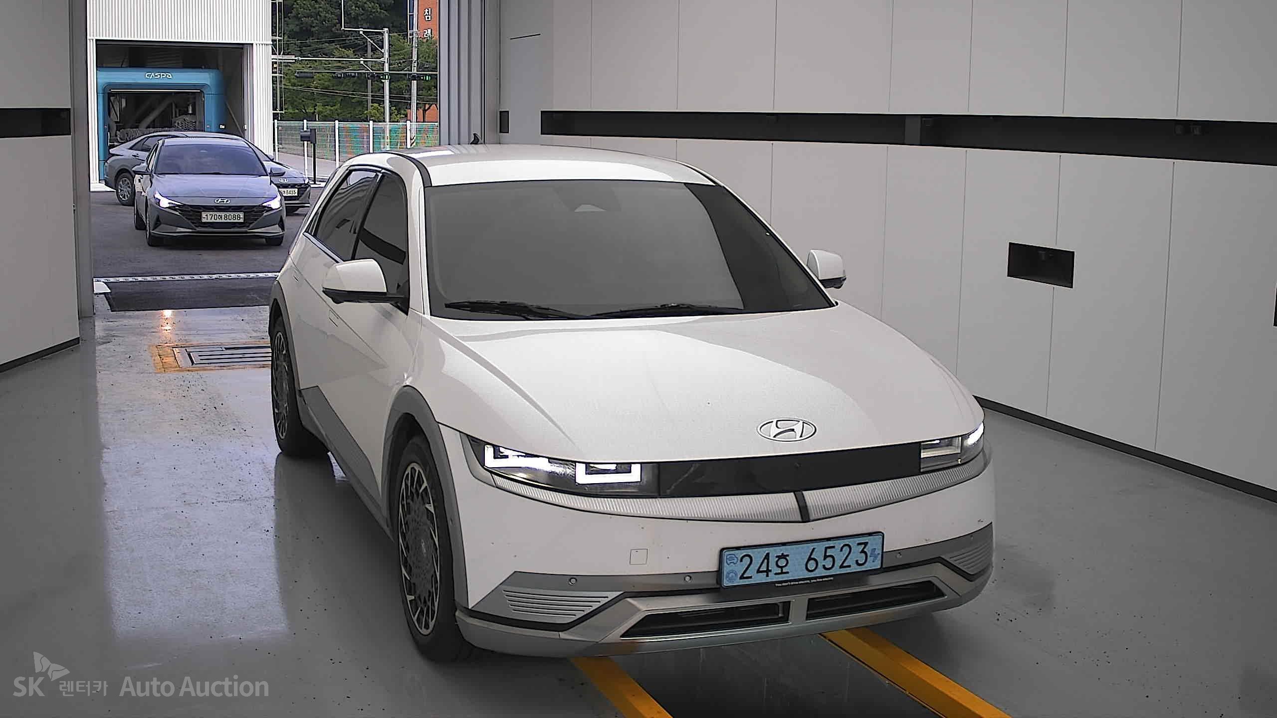 2022 - hyundai ioniq