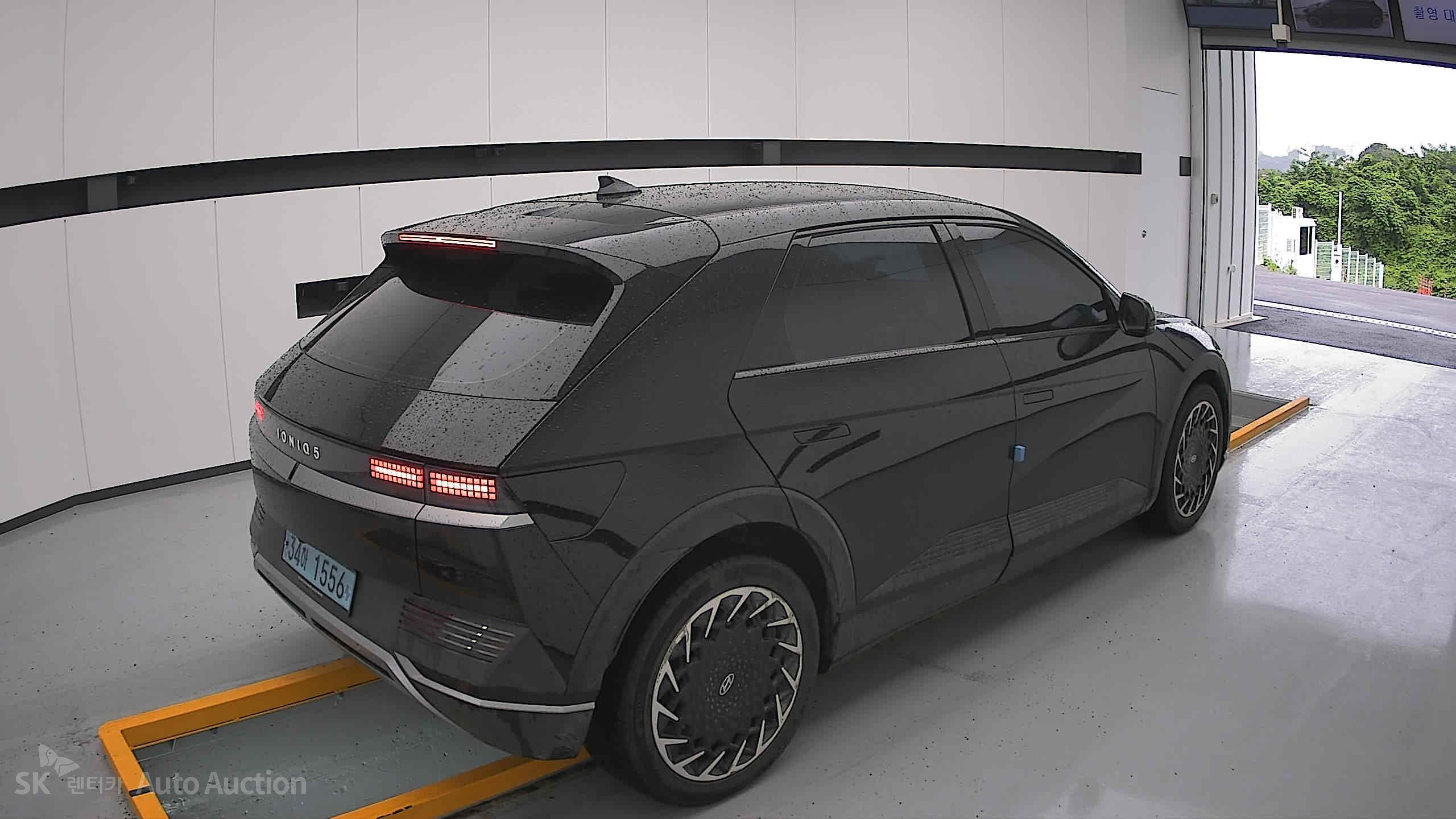 2023 - hyundai ioniq