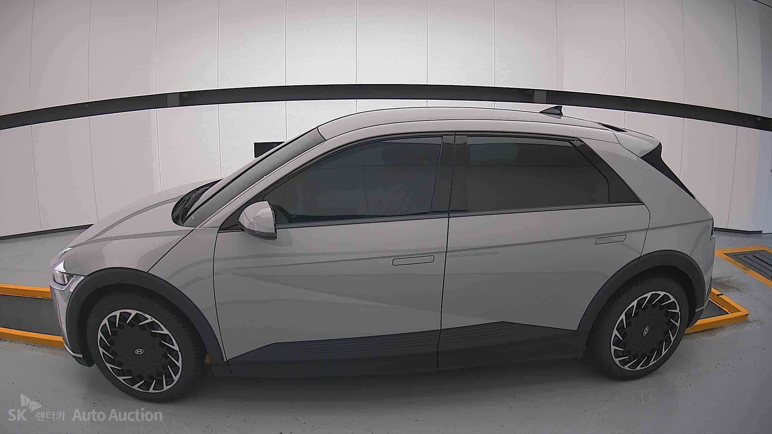 2023 - hyundai ioniq