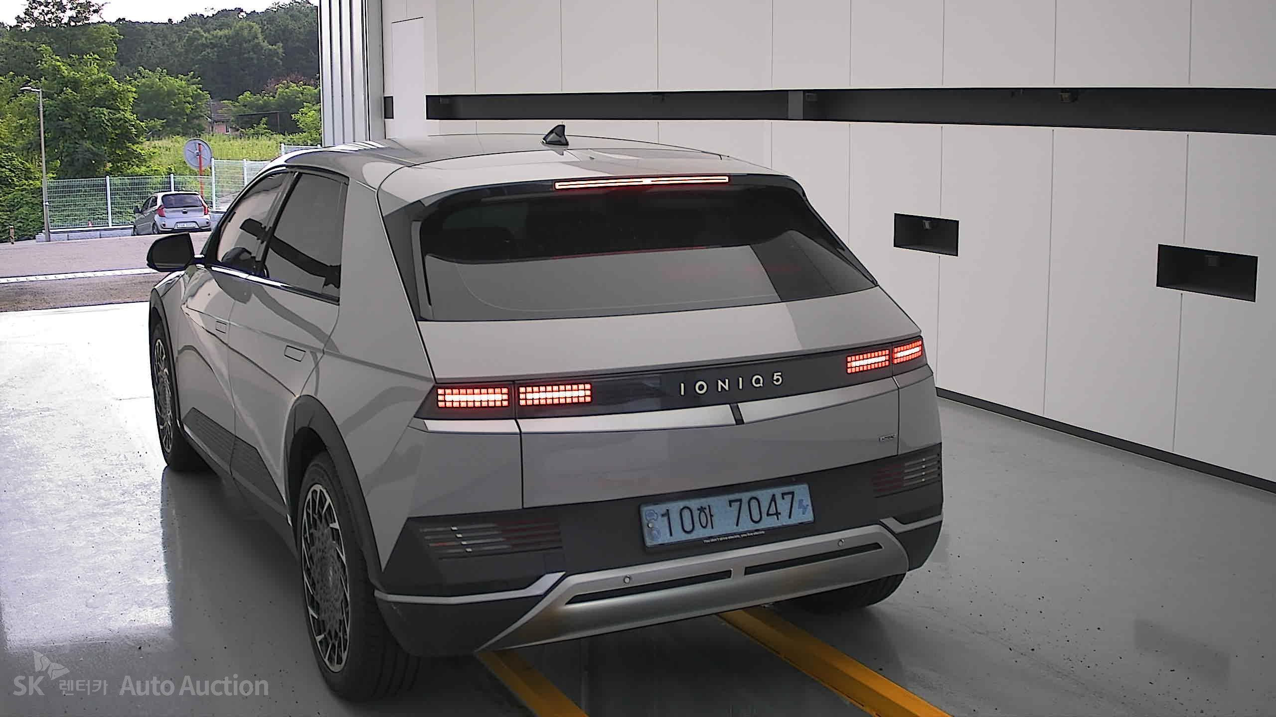 2023 - hyundai ioniq