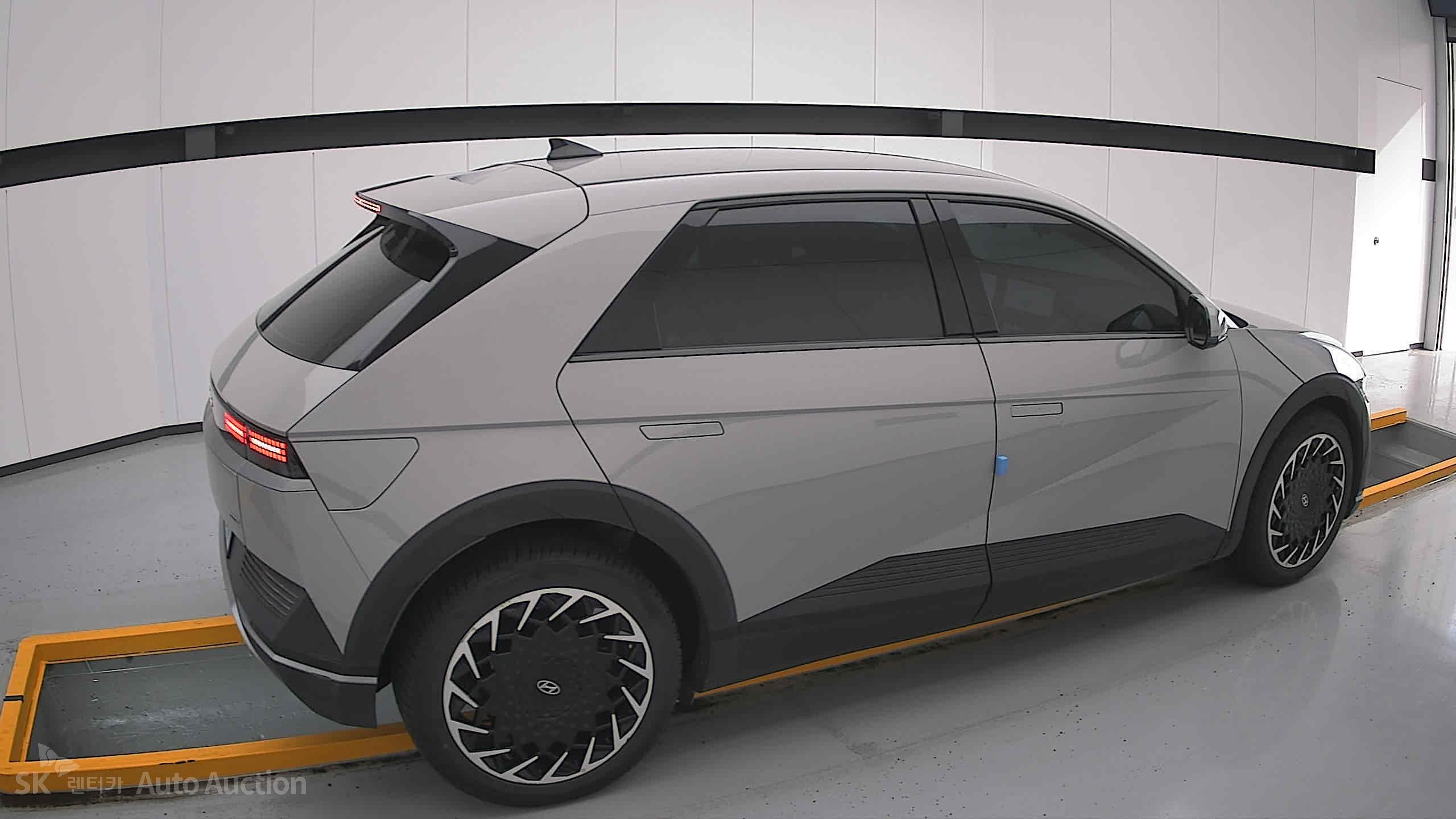 2023 - hyundai ioniq