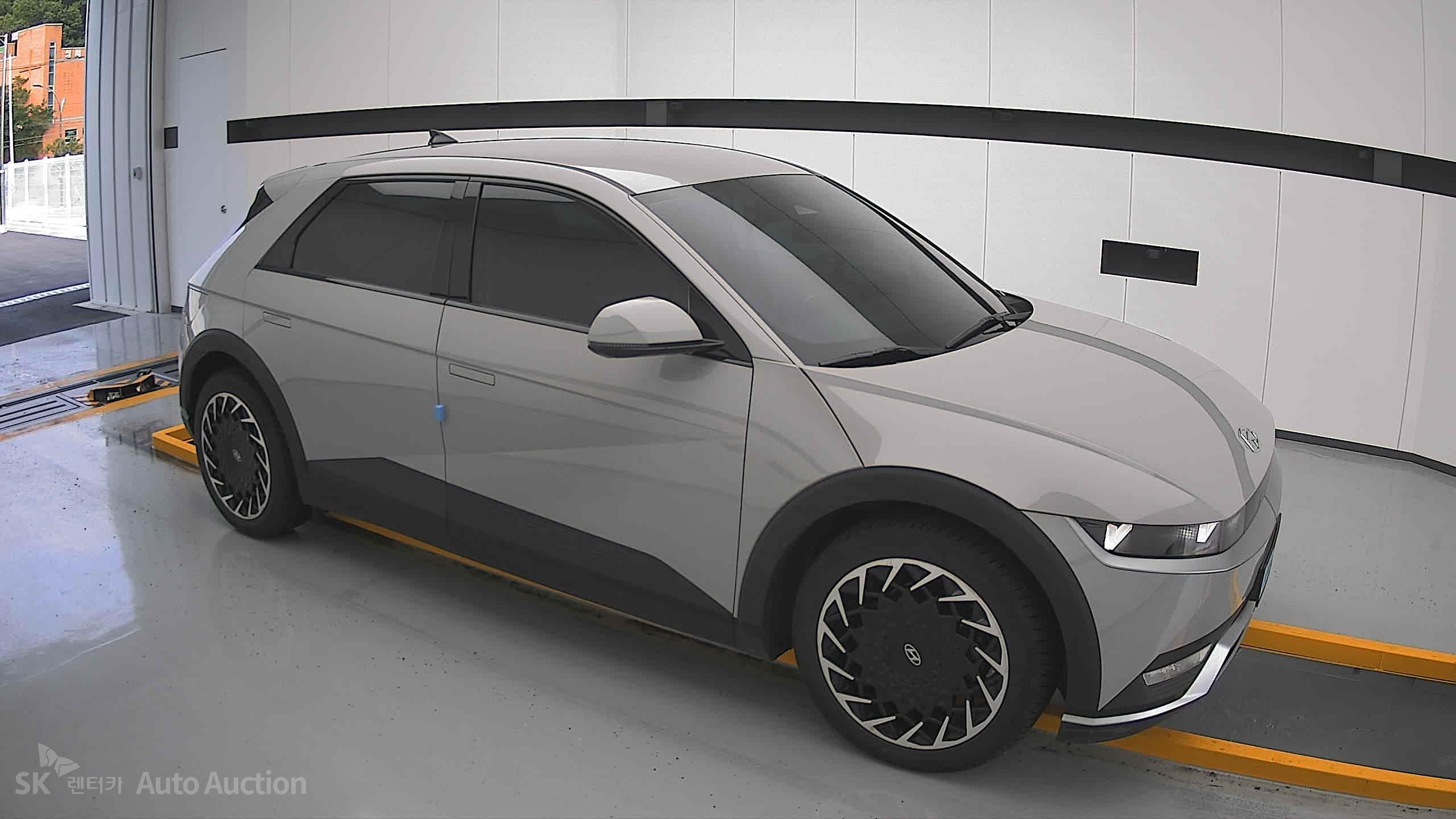 2023 - hyundai ioniq