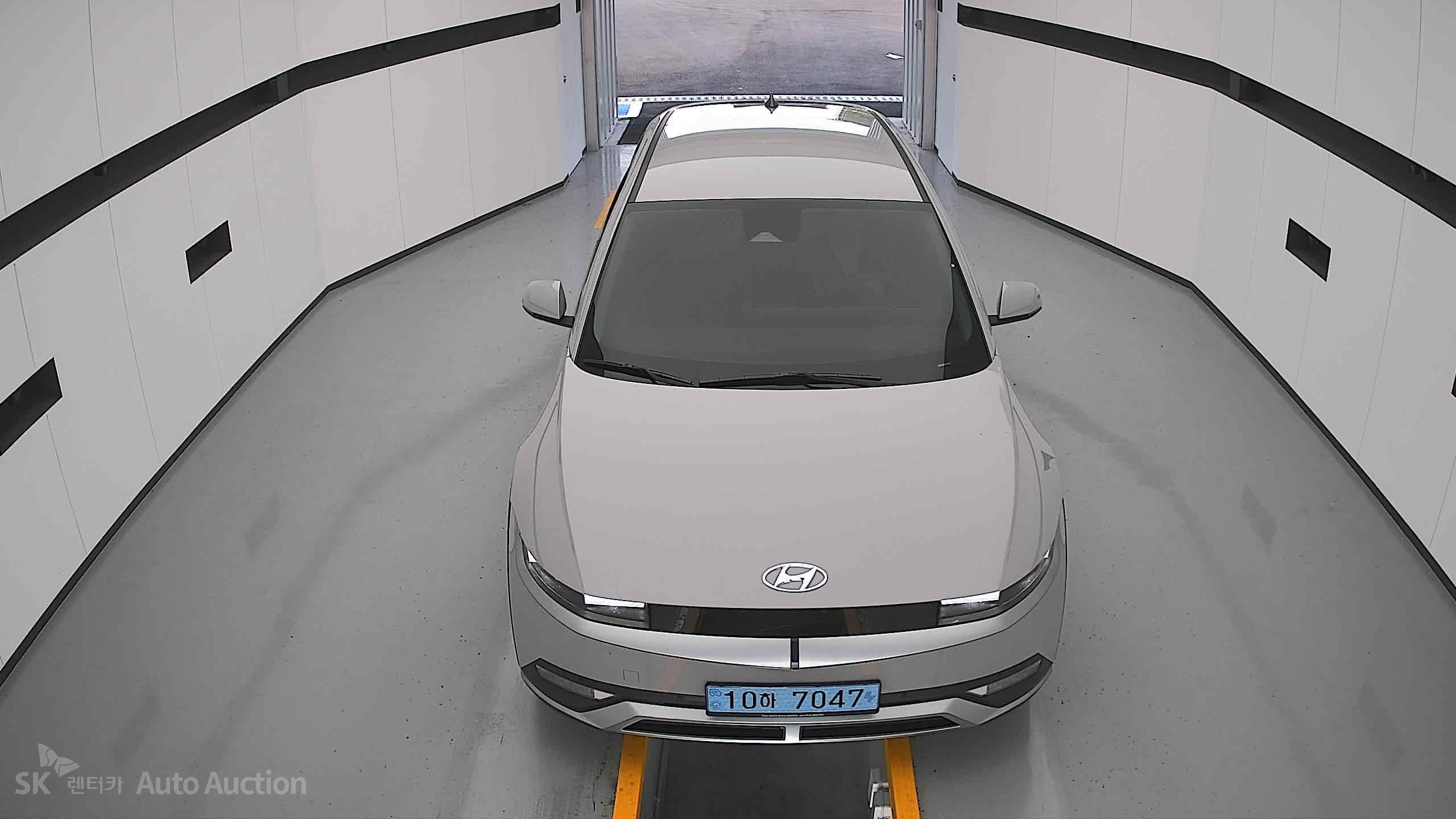 2023 - hyundai ioniq