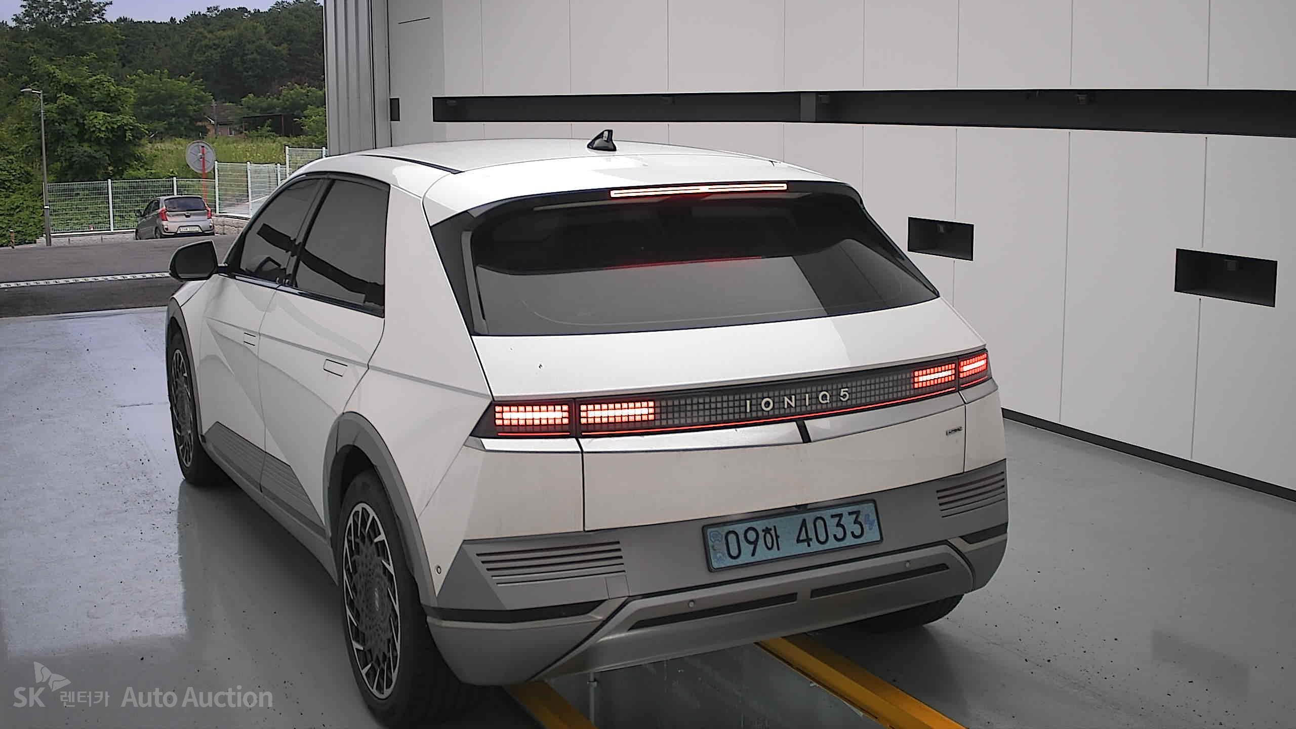 2023 - hyundai ioniq