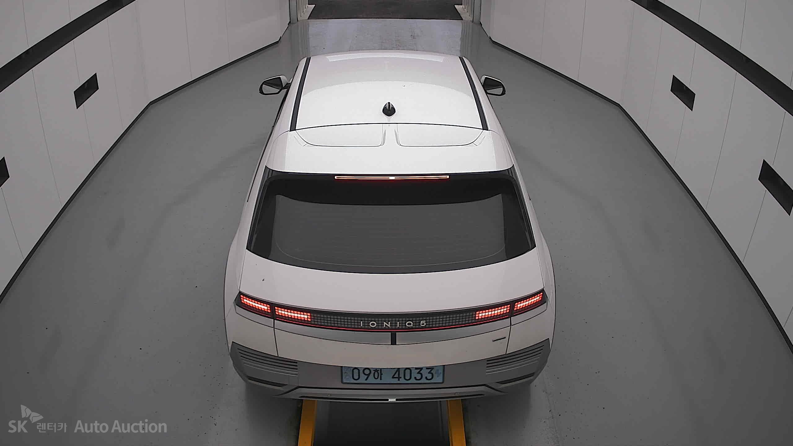 2023 - hyundai ioniq