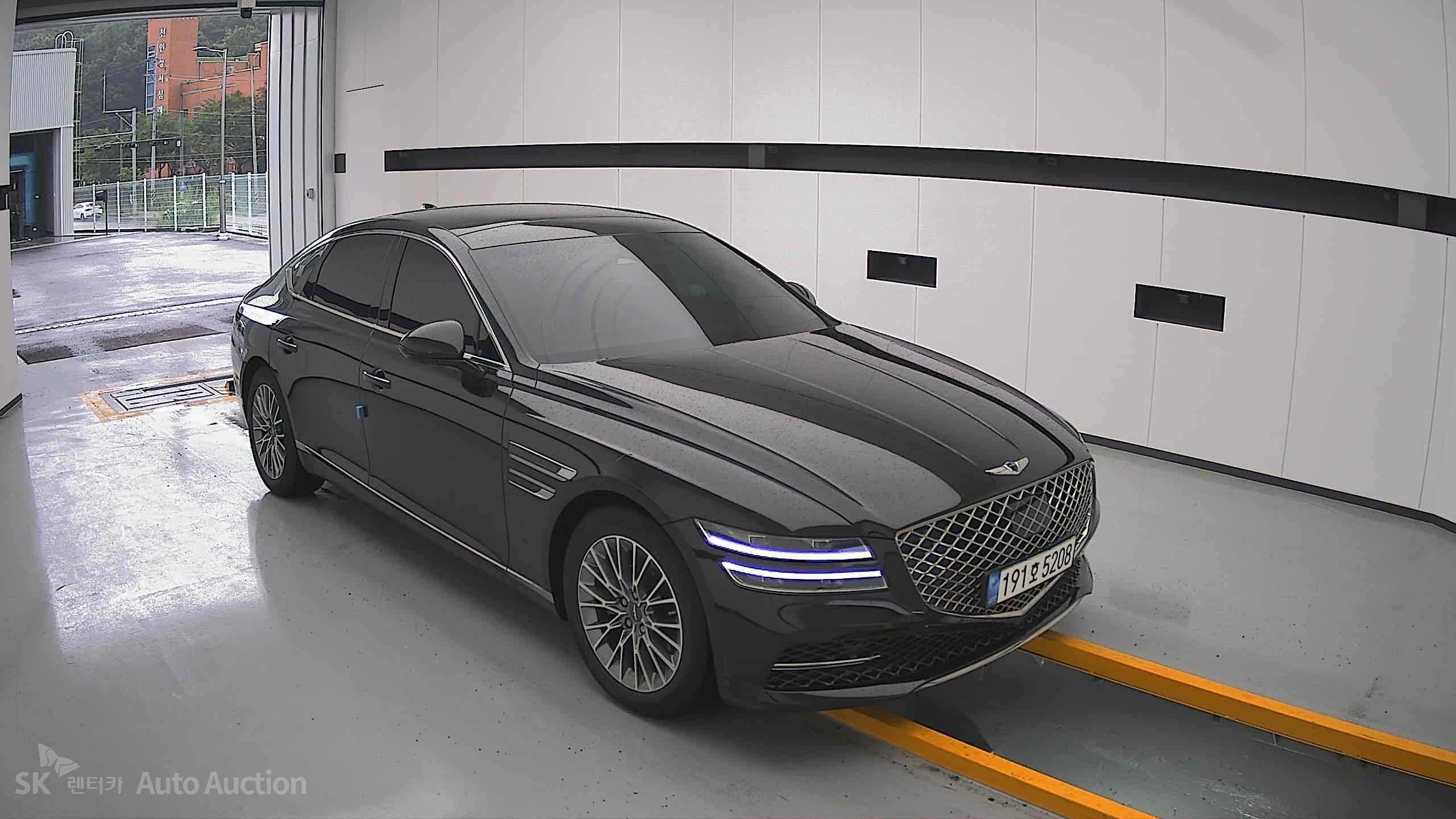 2022 - genesis g80