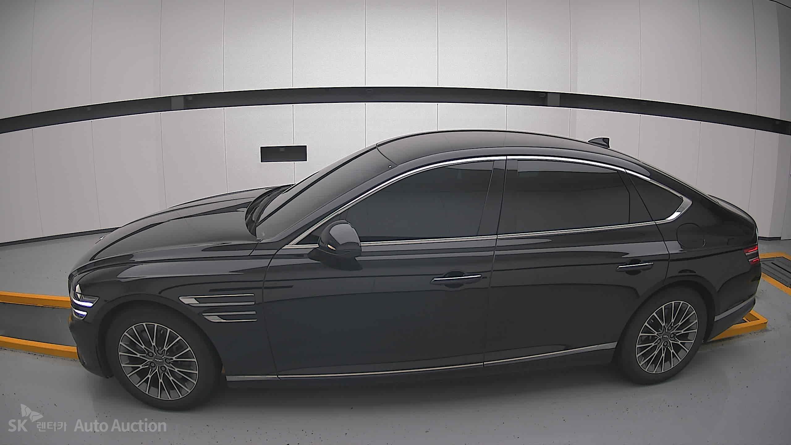 2022 - genesis g80