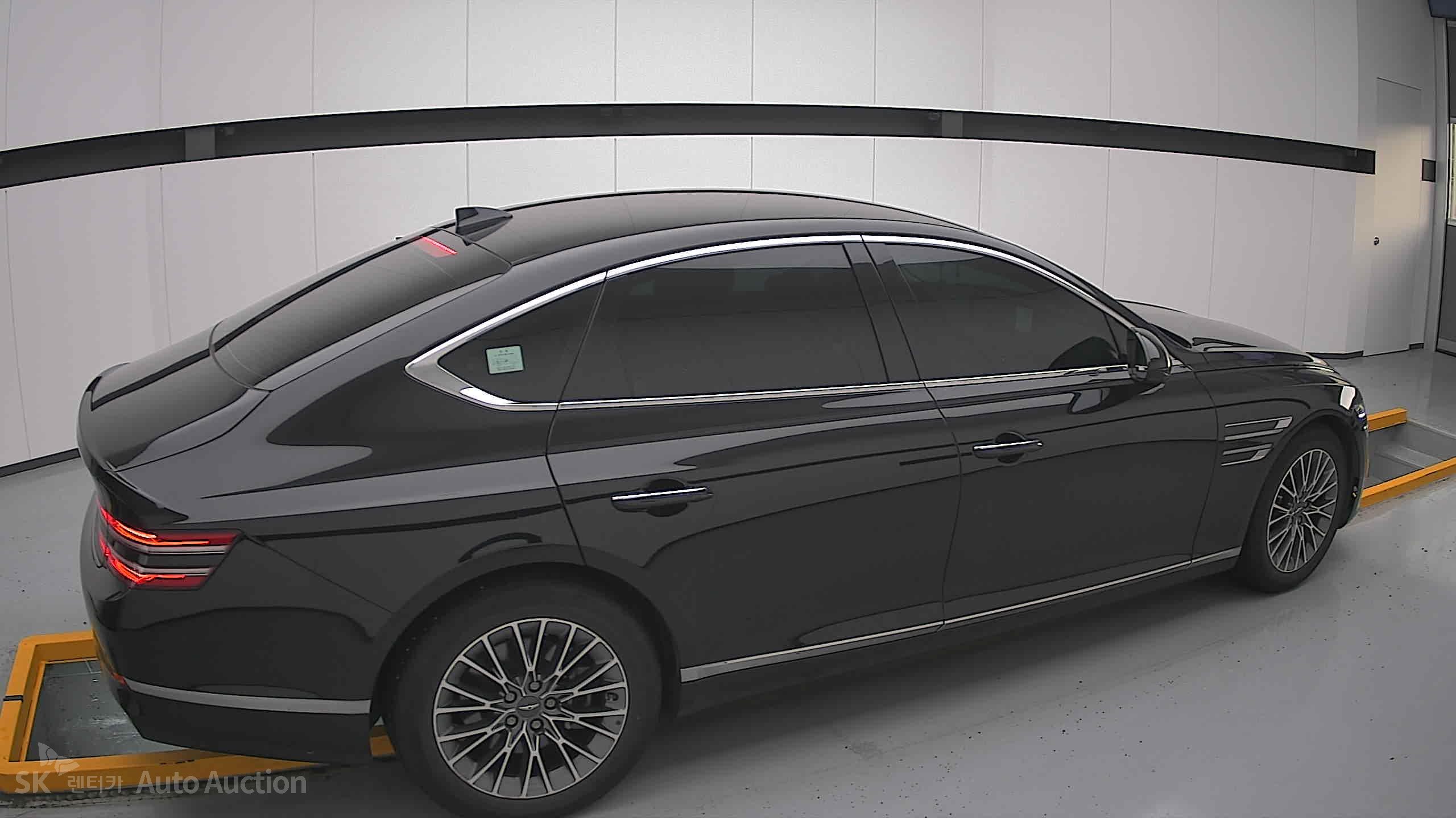 2022 - genesis g80