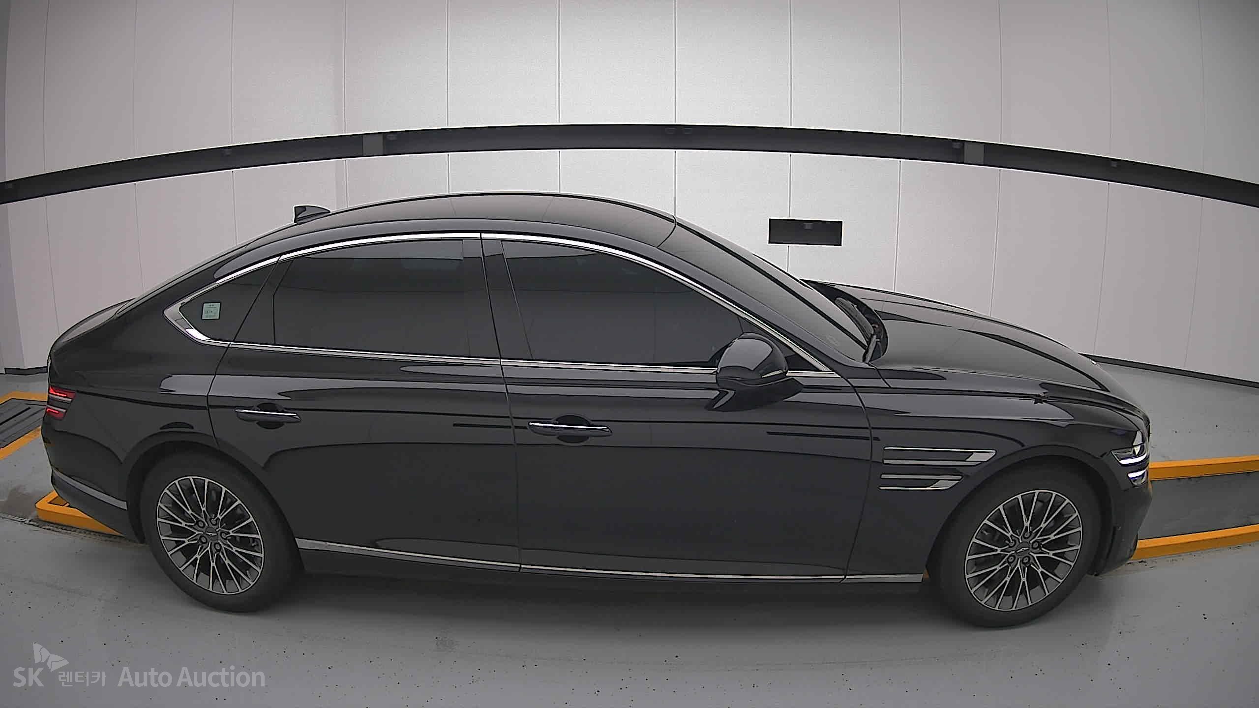 2022 - genesis g80