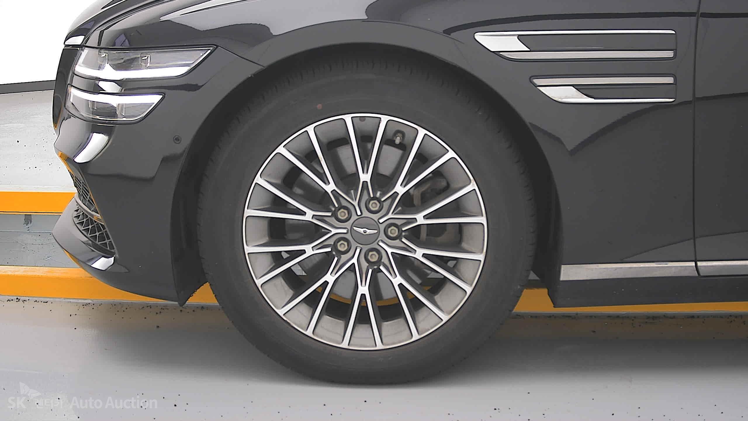 2022 - genesis g80