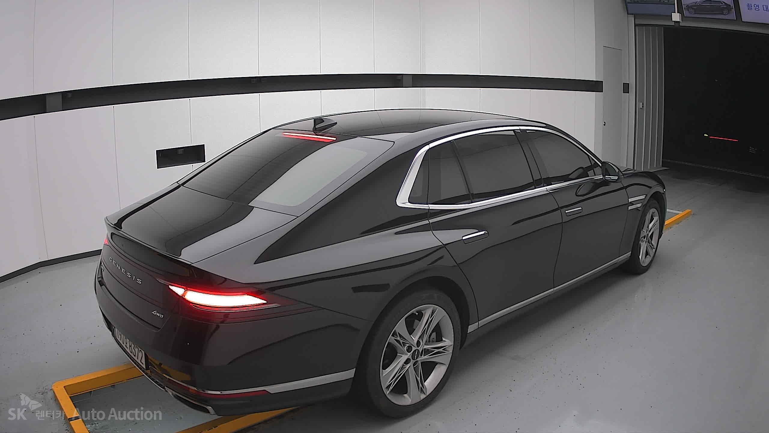 2022 - genesis g90