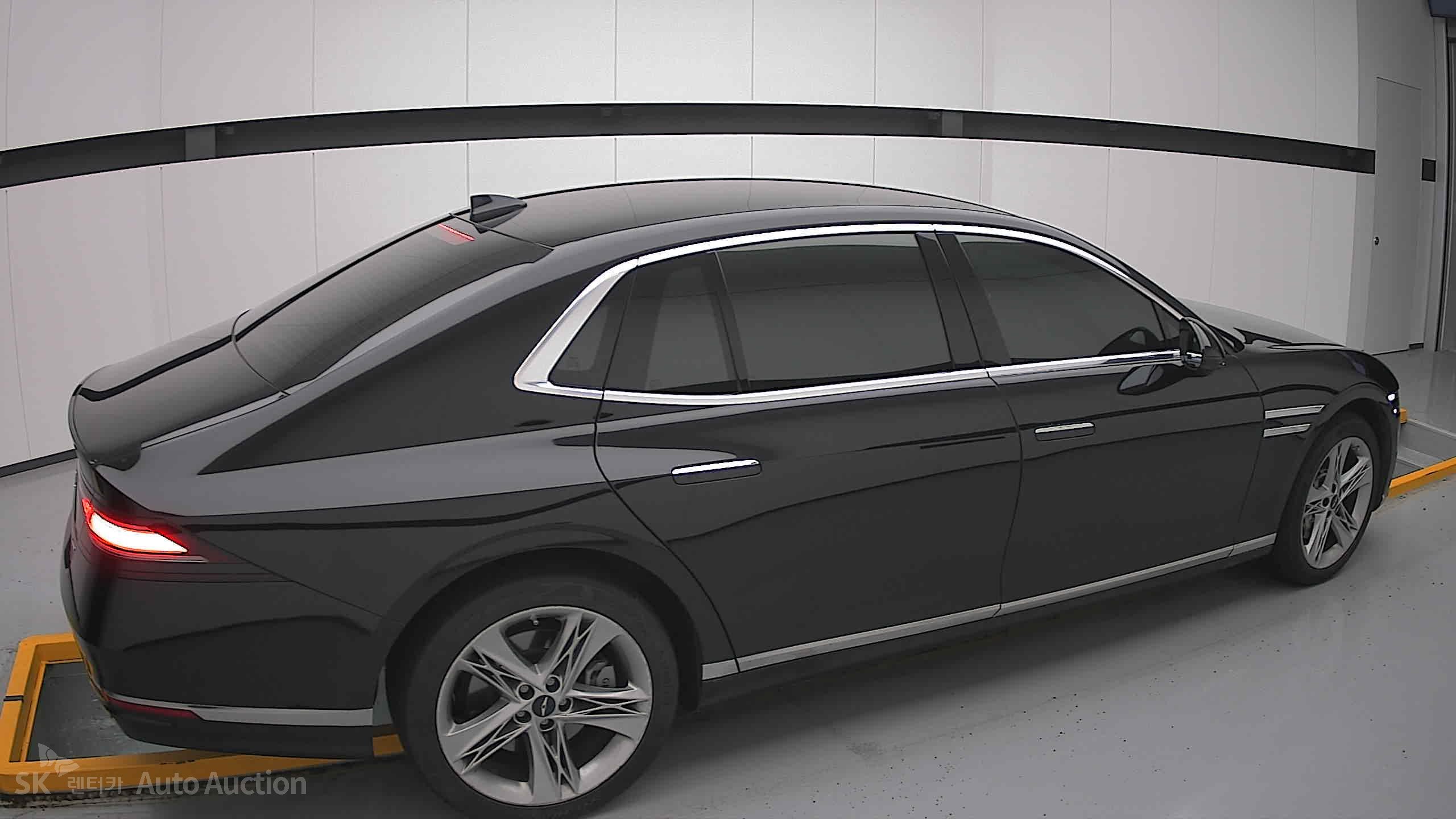 2022 - genesis g90