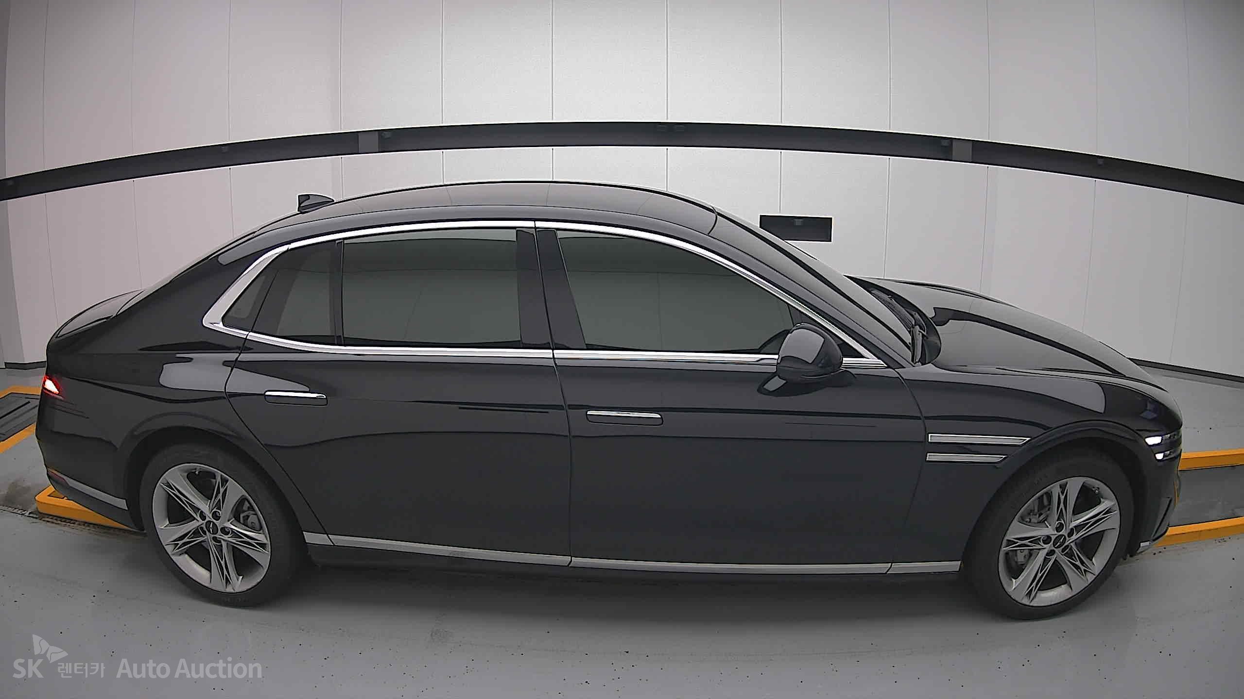 2022 - genesis g90