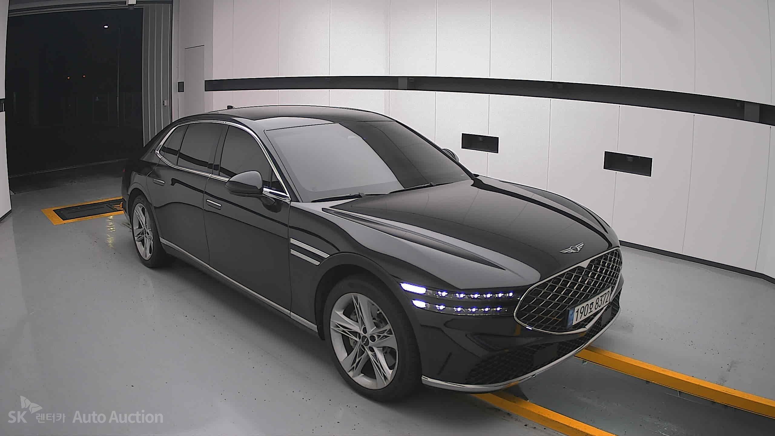 2022 - genesis g90