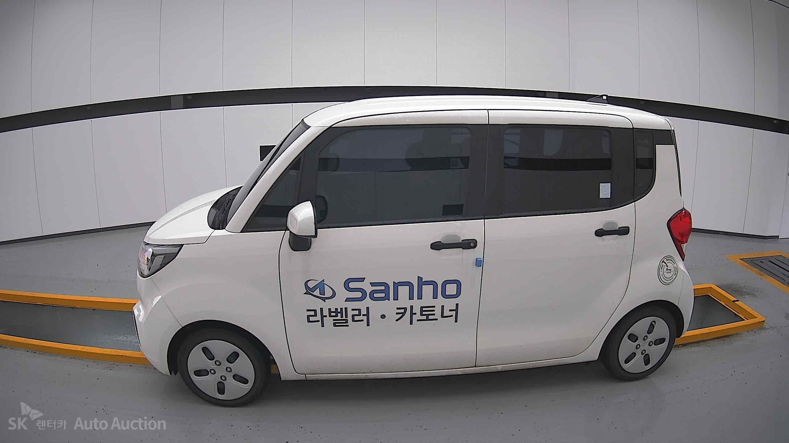 2022 - kia ray