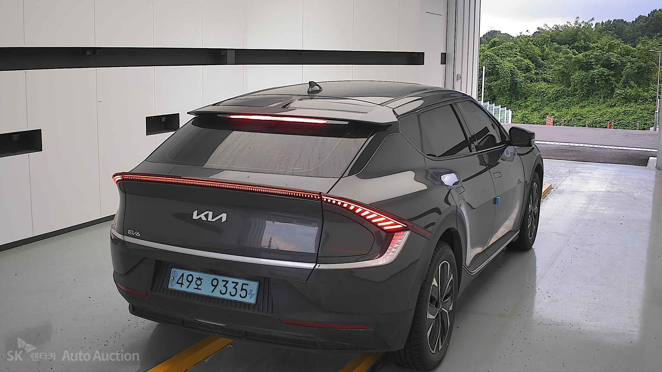 2022 - kia ev6