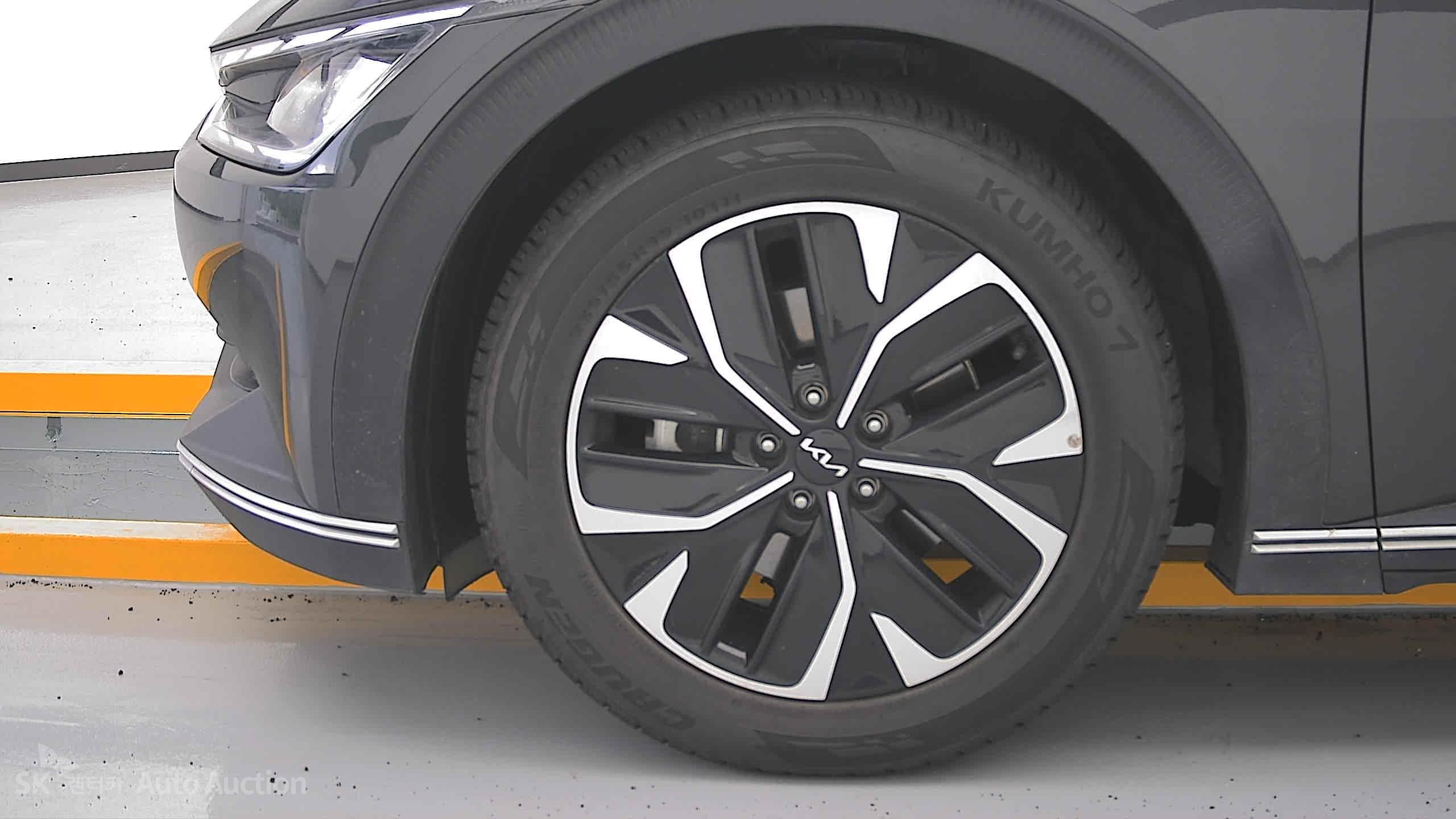 2022 - kia ev6