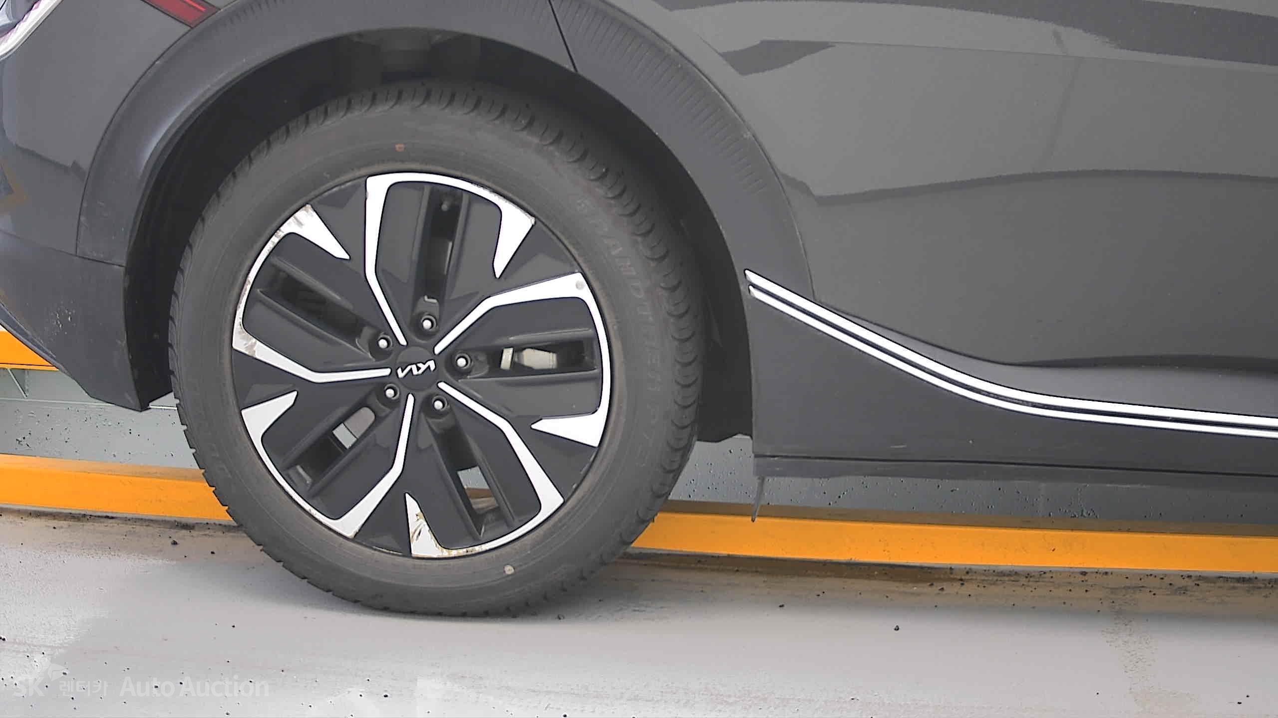 2022 - kia ev6