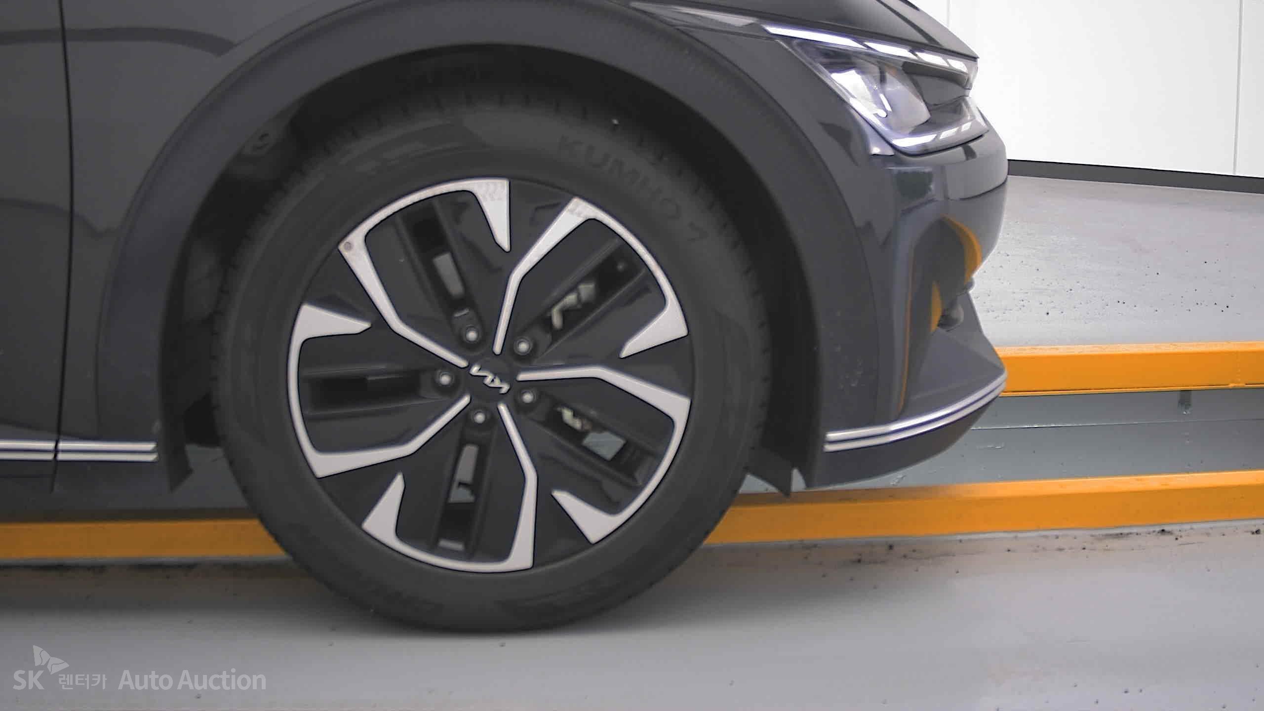 2022 - kia ev6