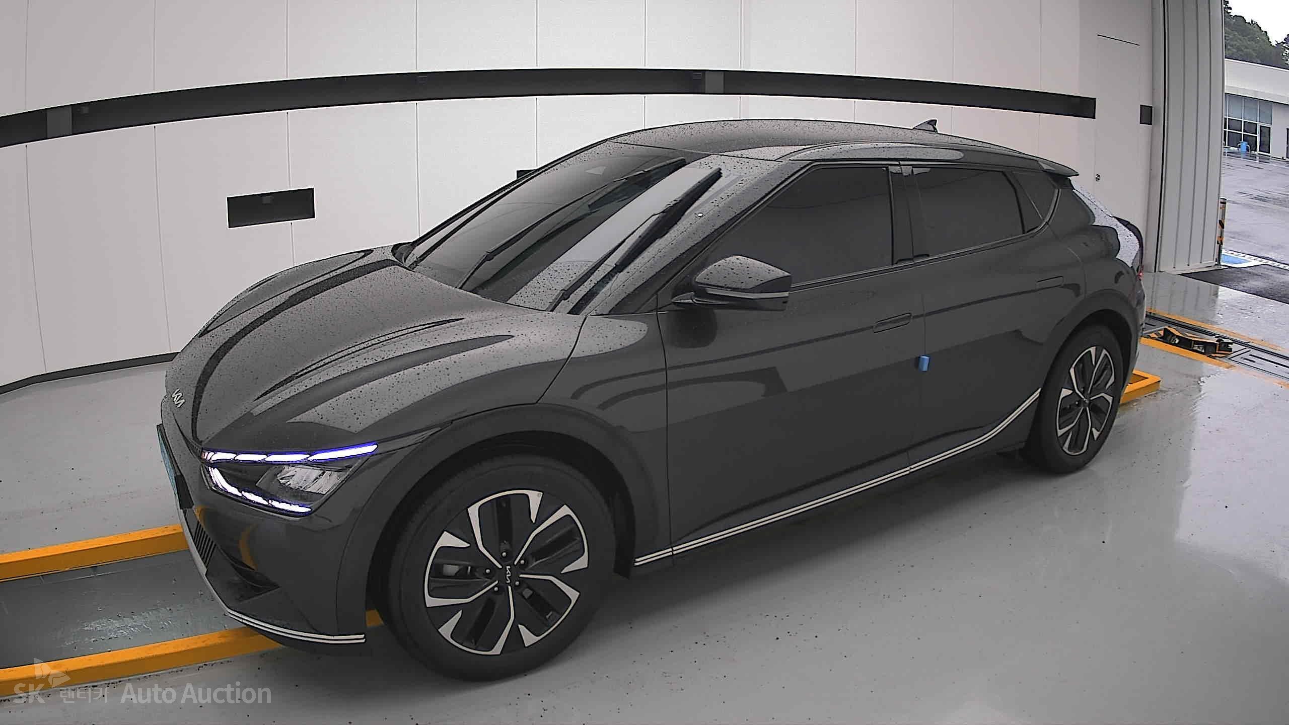 2022 - kia ev6