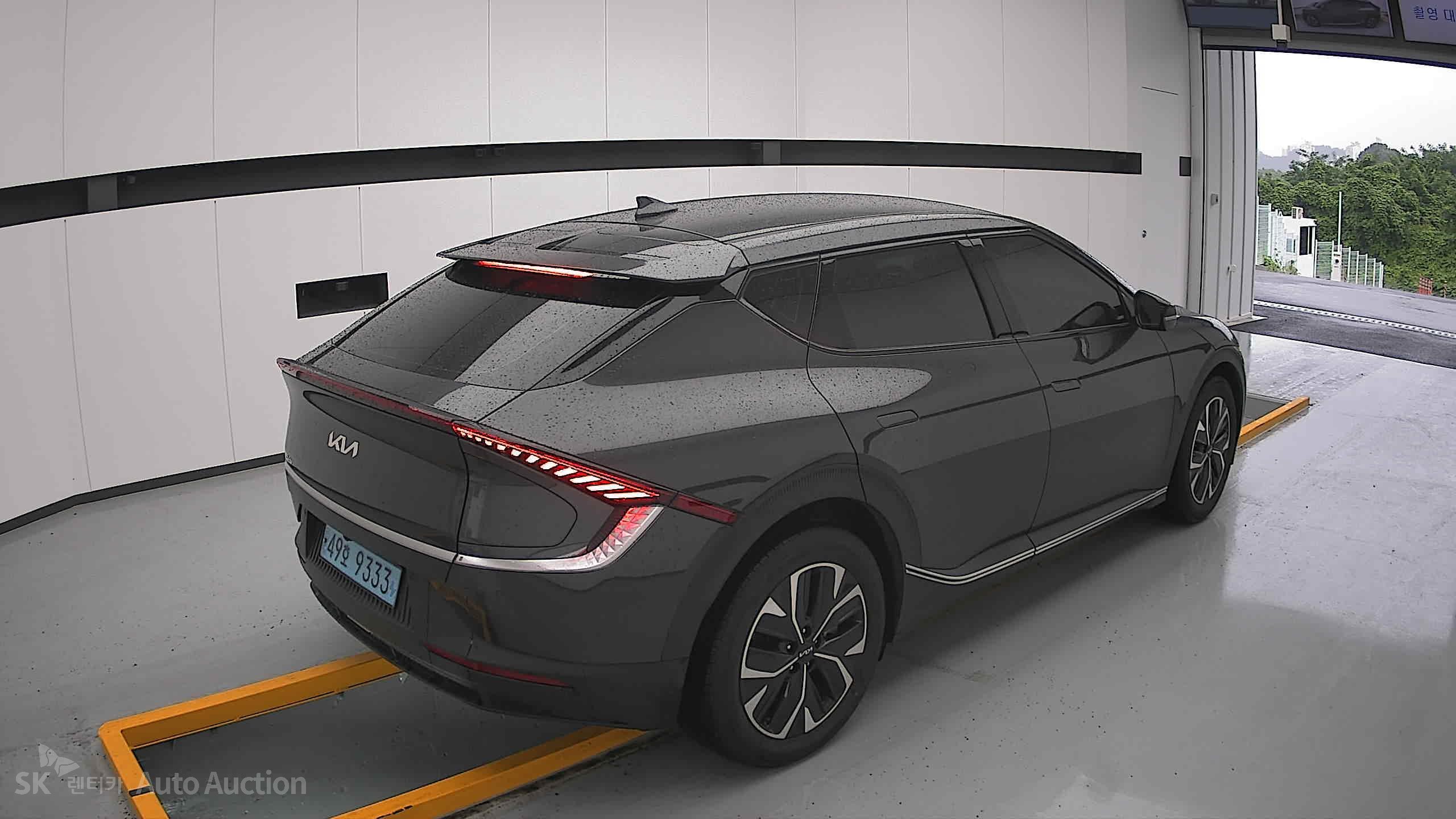 2022 - kia ev6