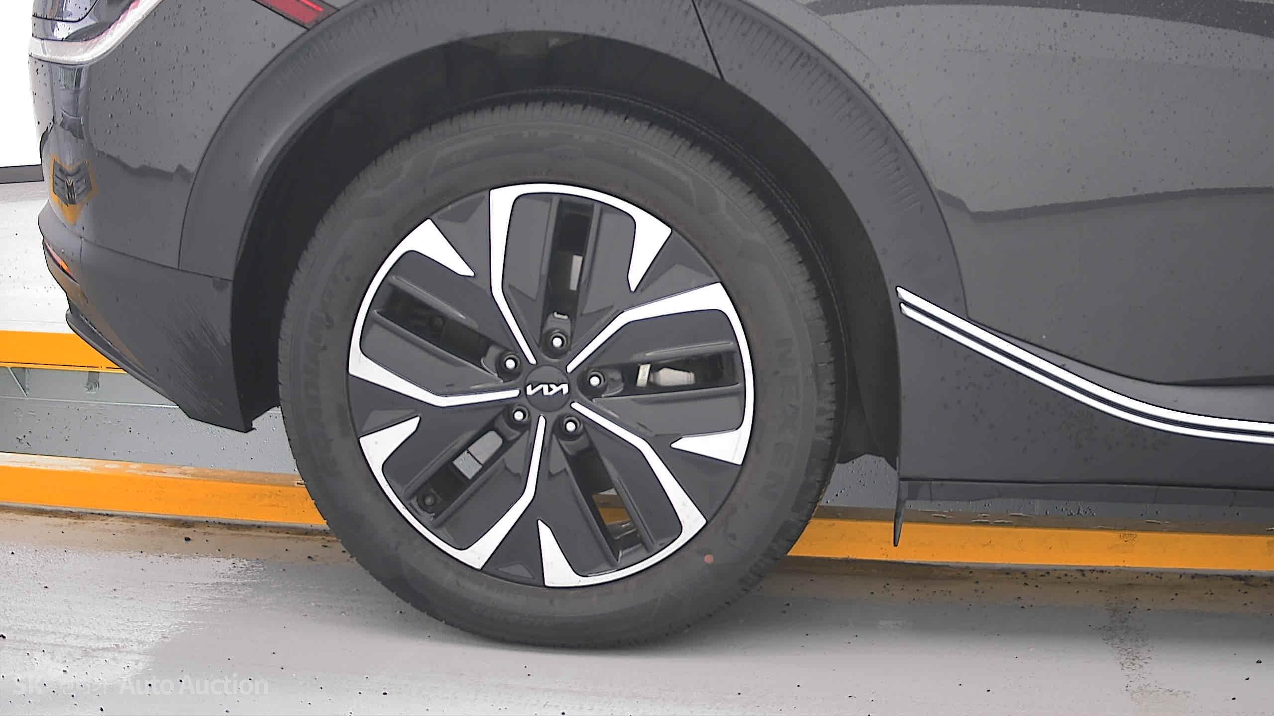 2022 - kia ev6