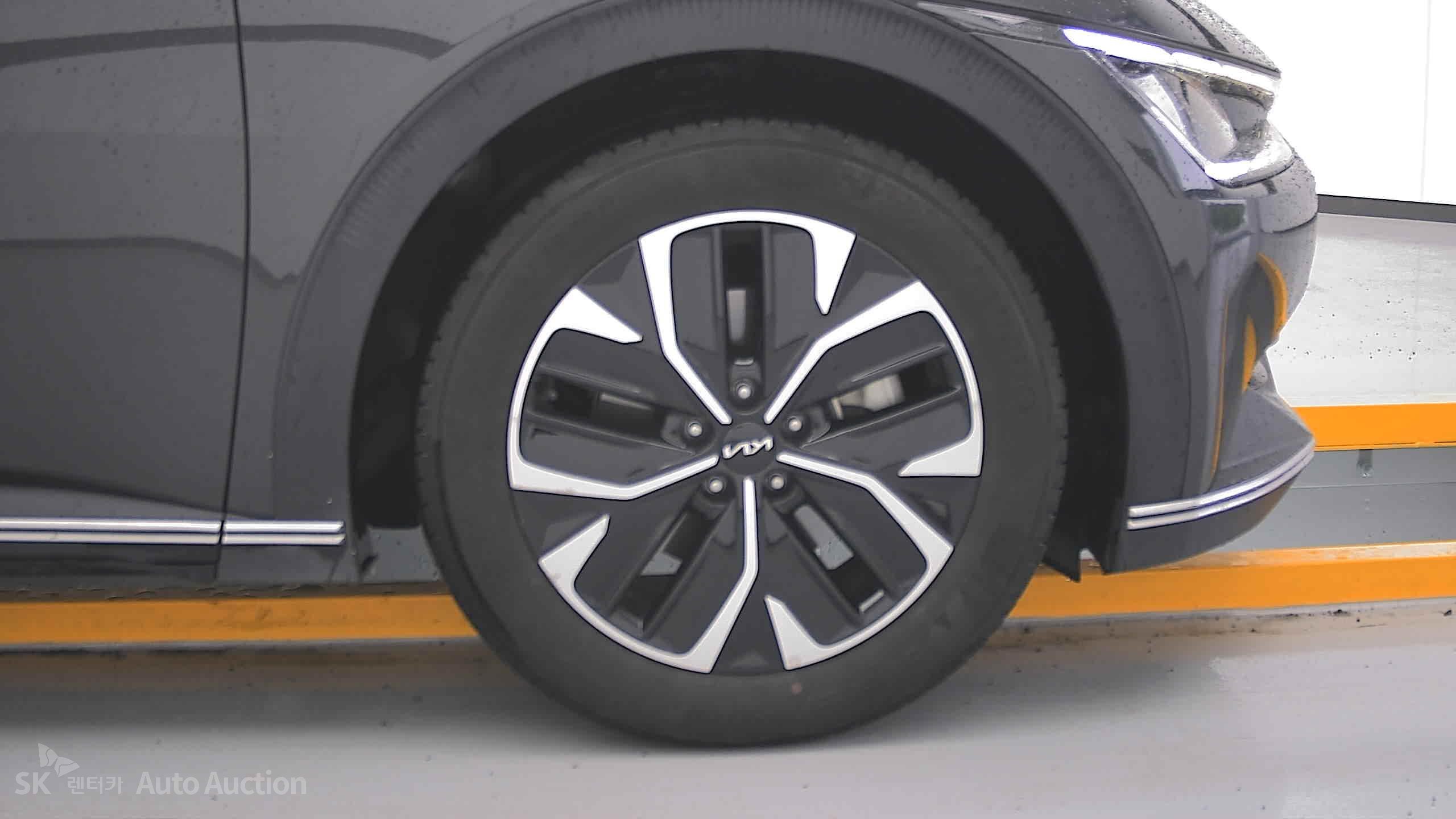 2022 - kia ev6