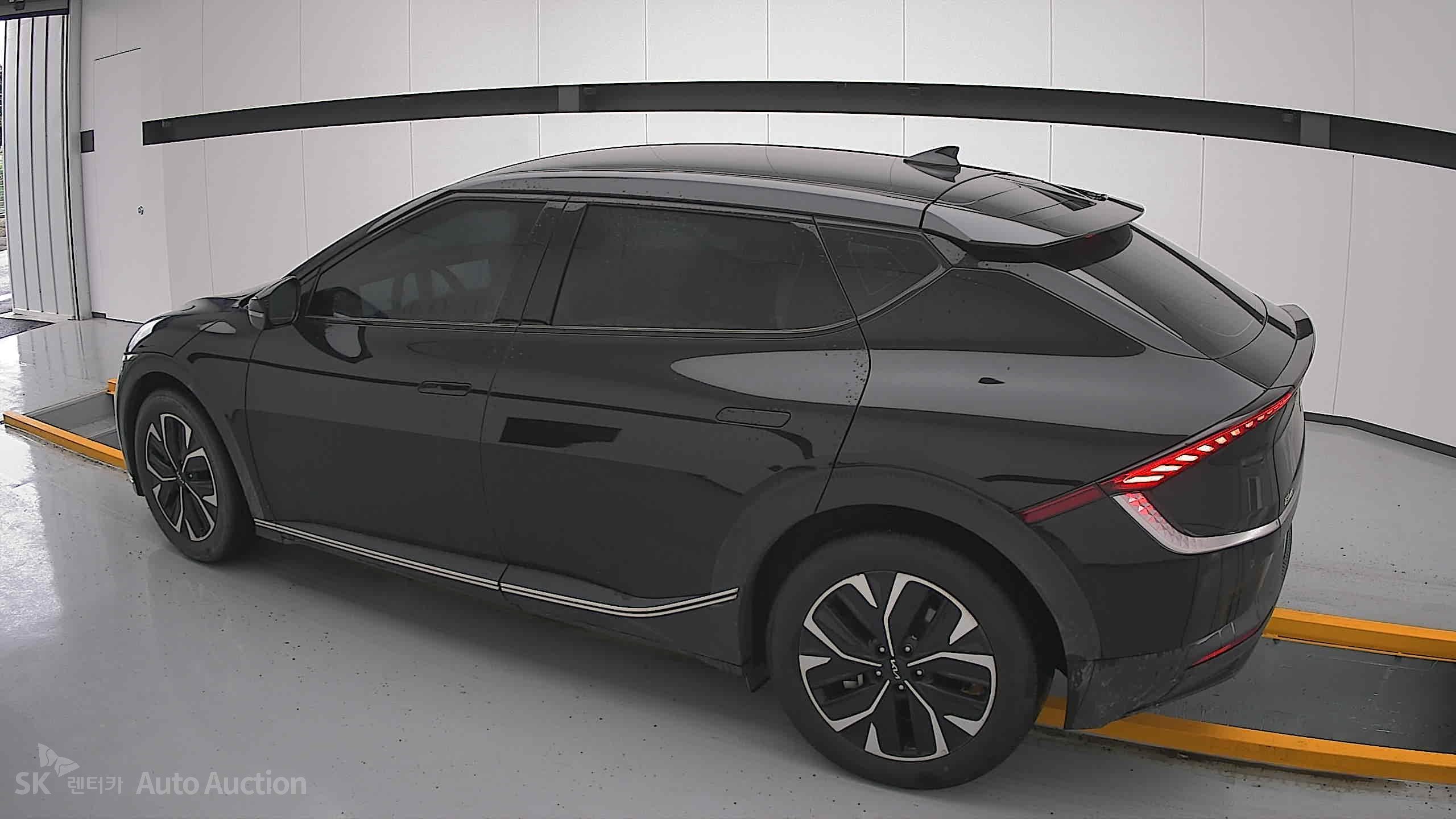 2022 - kia ev6