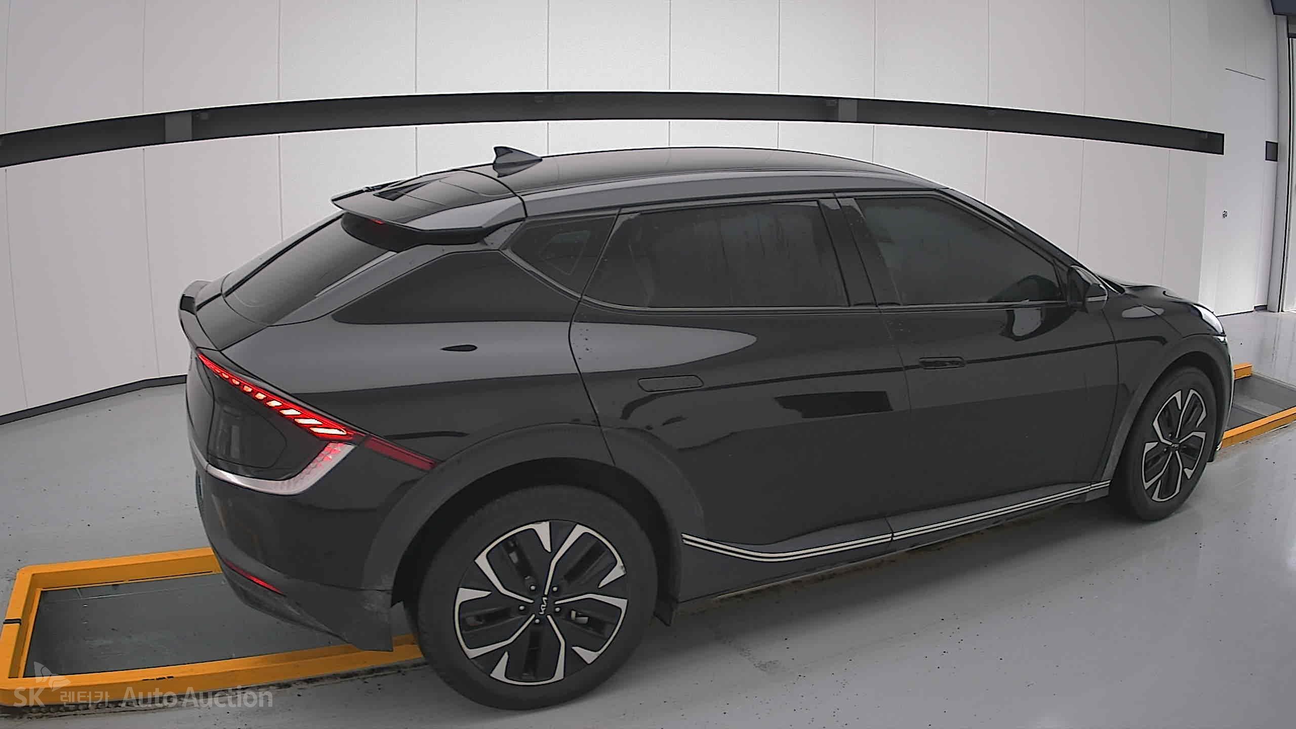 2022 - kia ev6