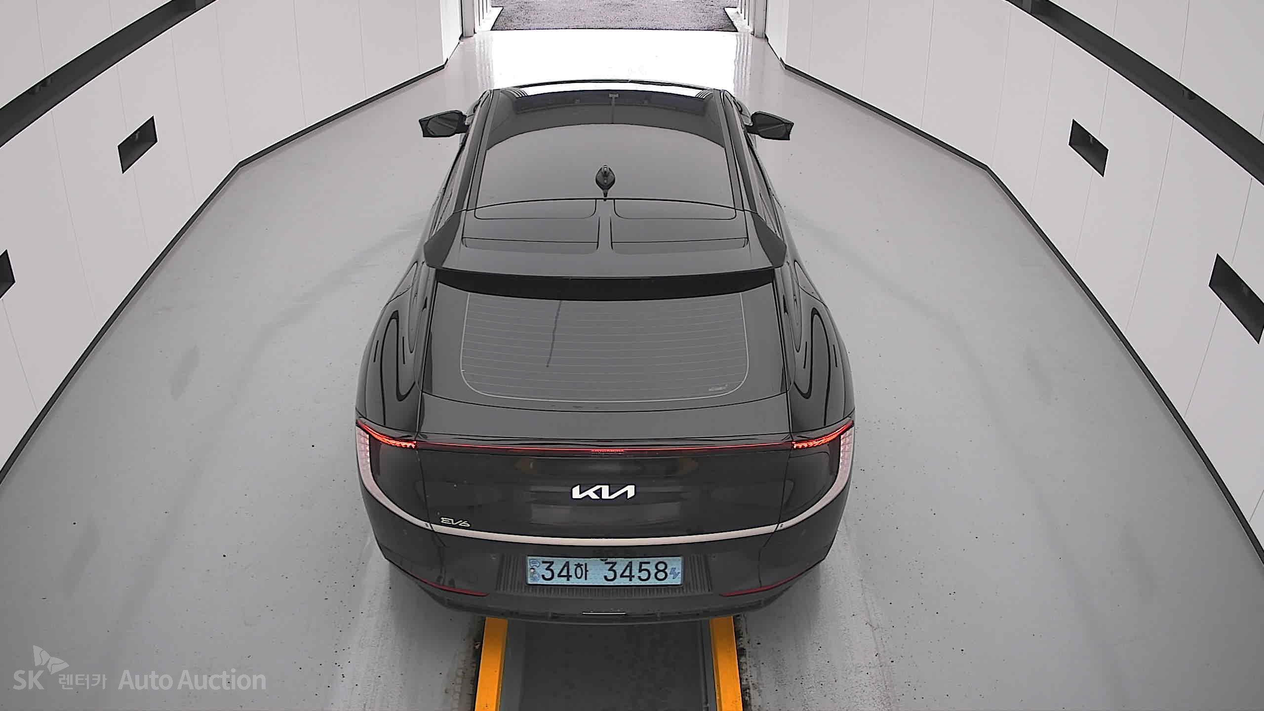 2022 - kia ev6