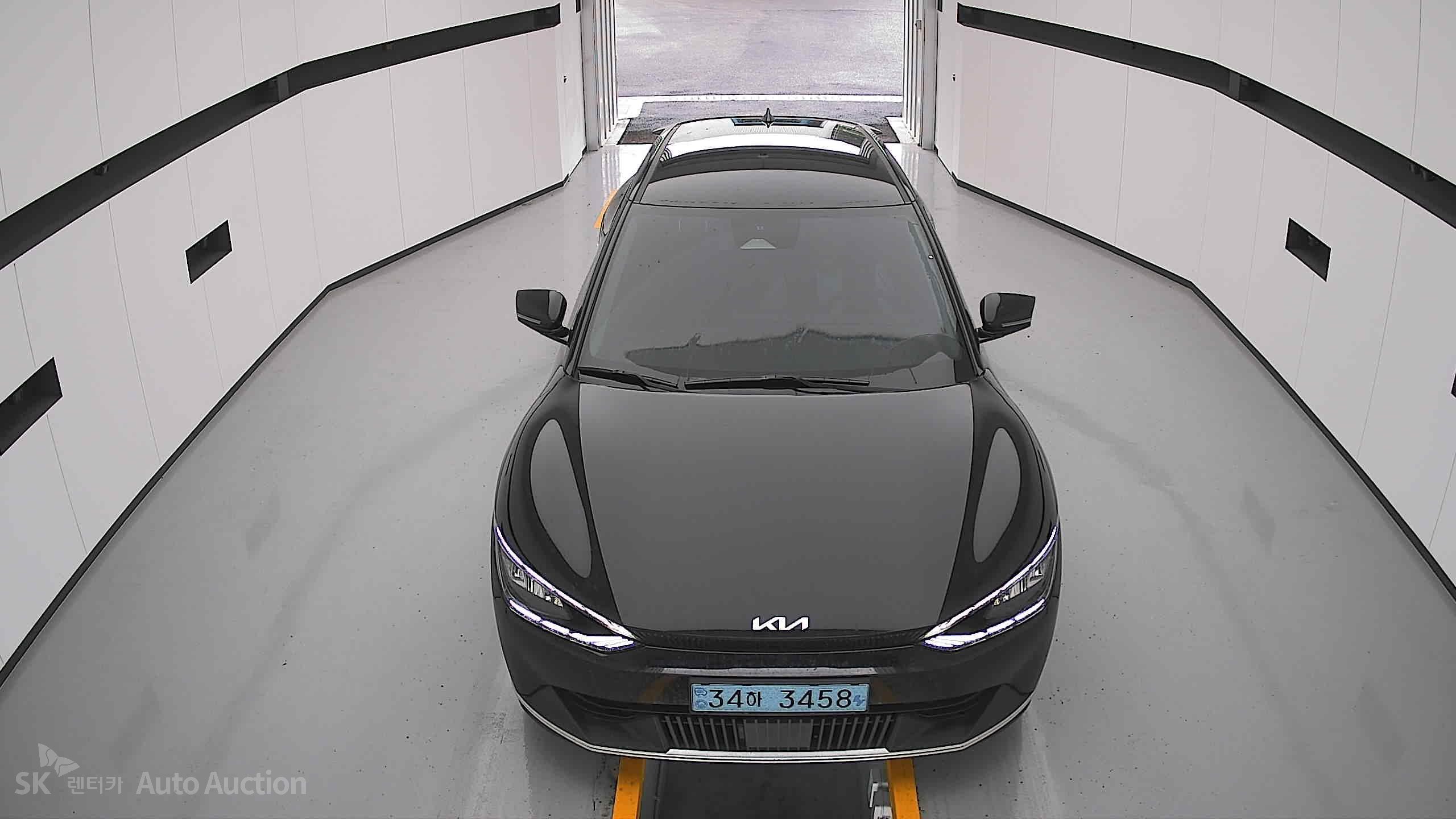 2022 - kia ev6