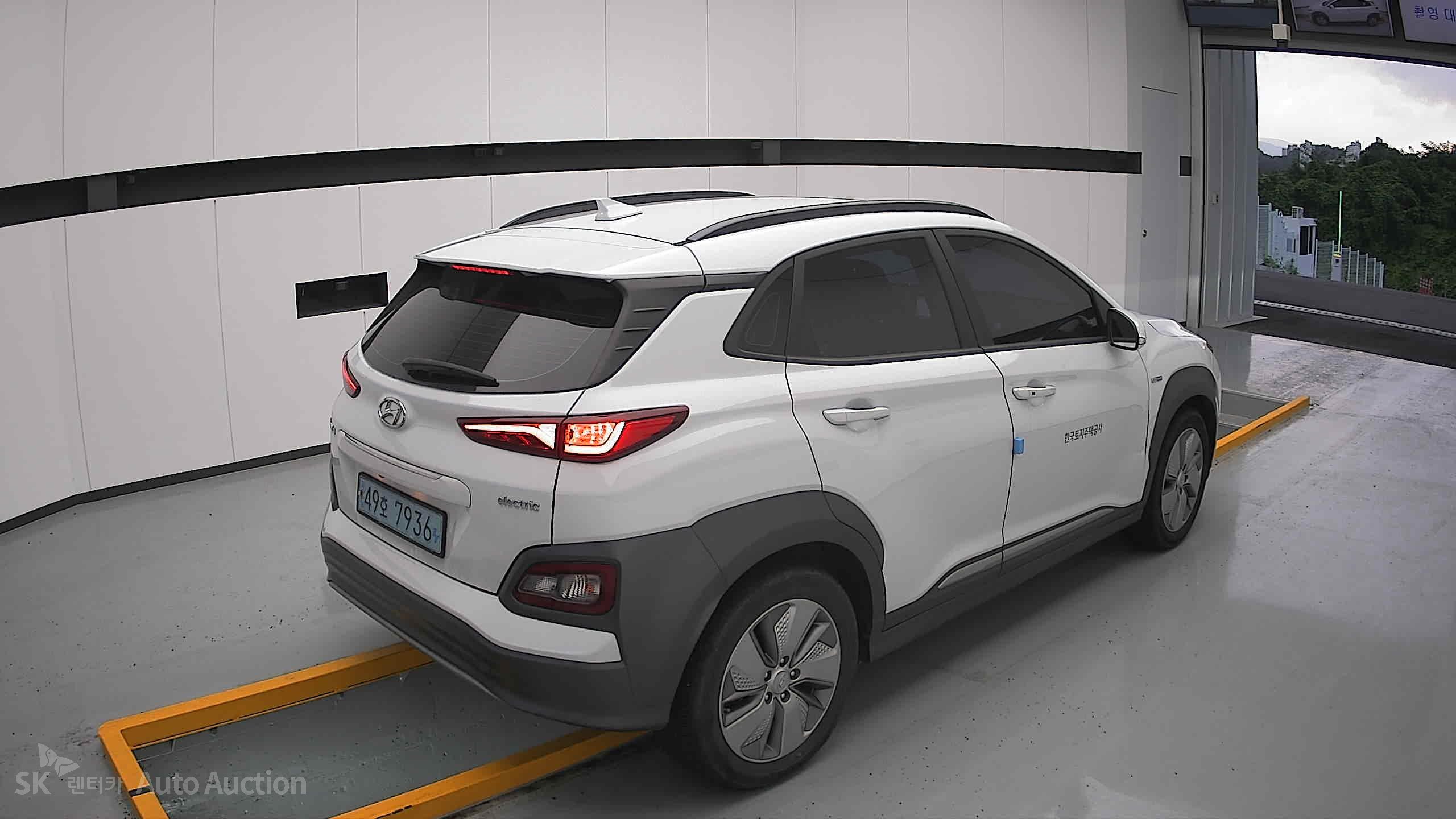 2020 - hyundai kona