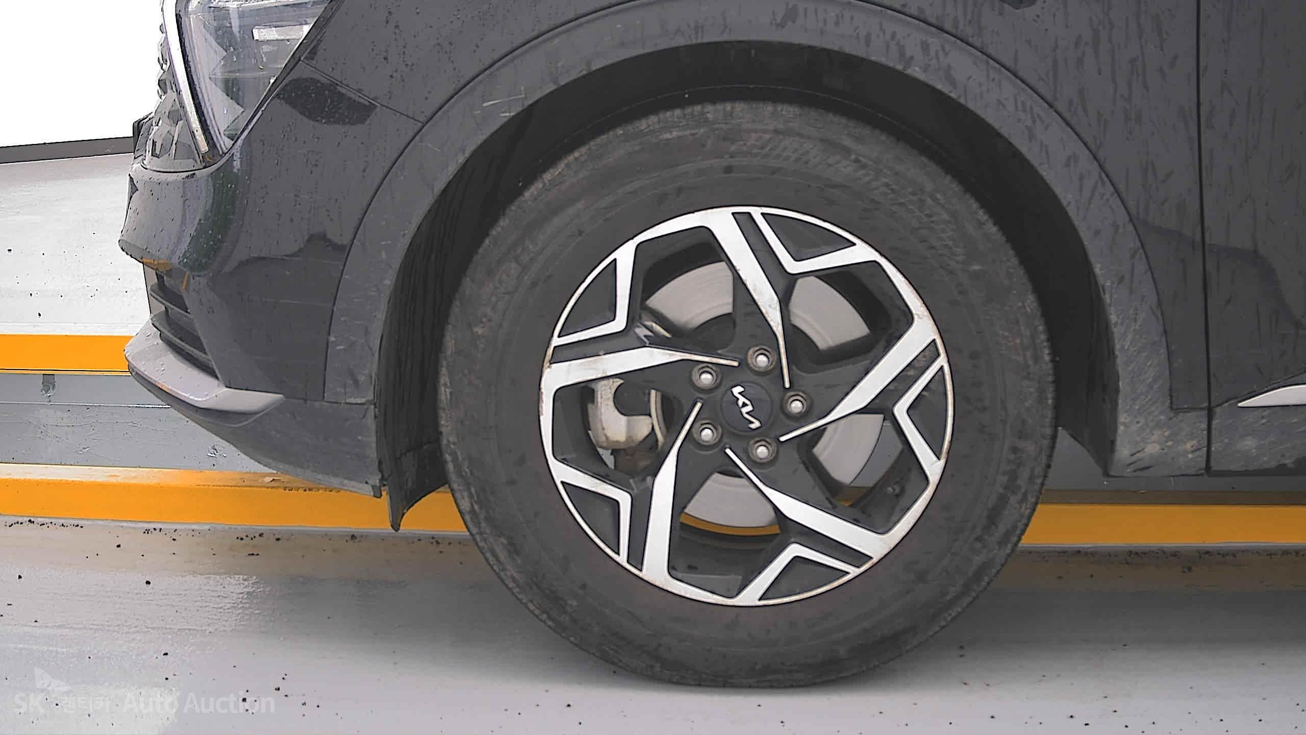 2023 - kia sportage