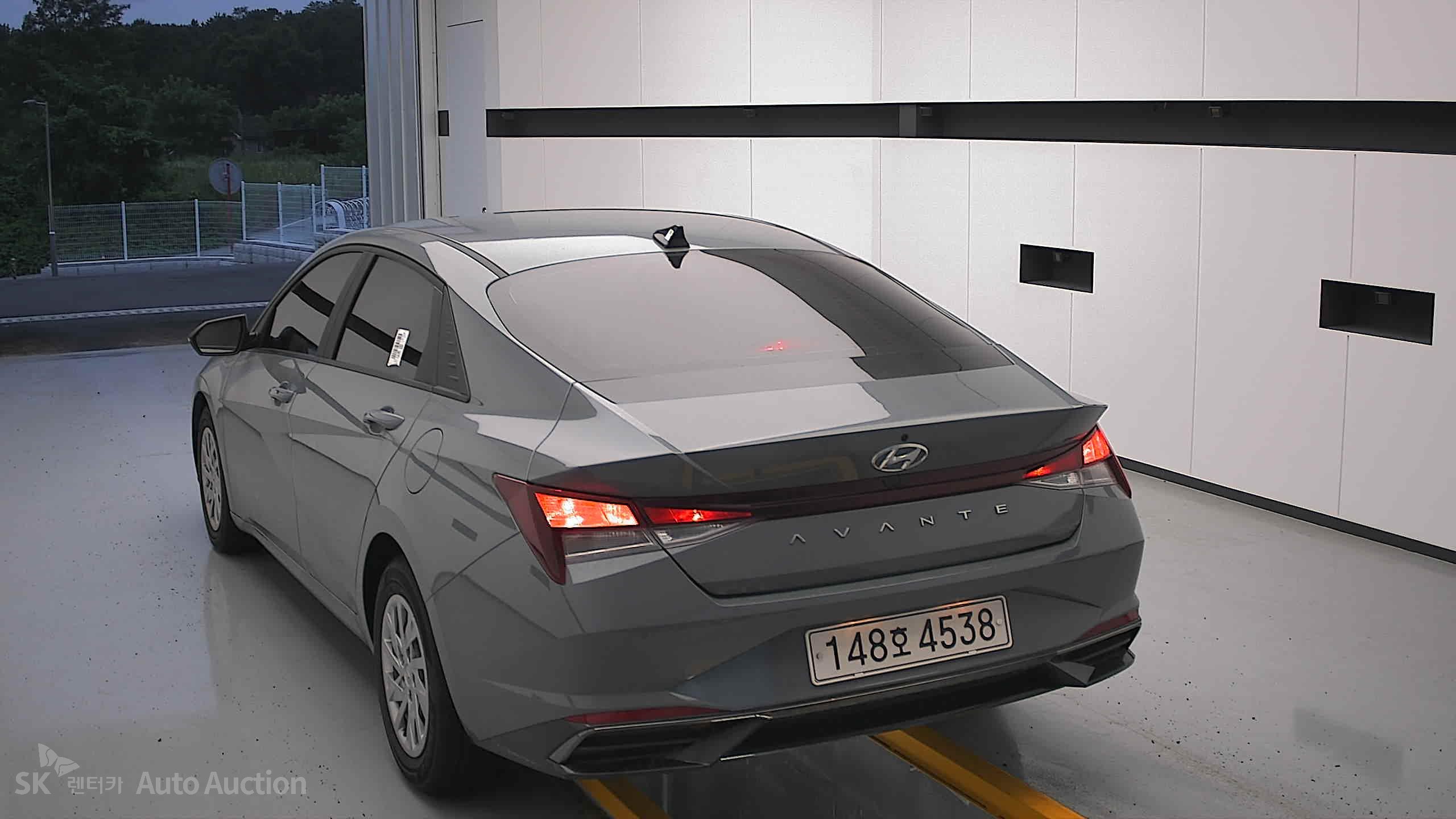 2021 - hyundai avante
