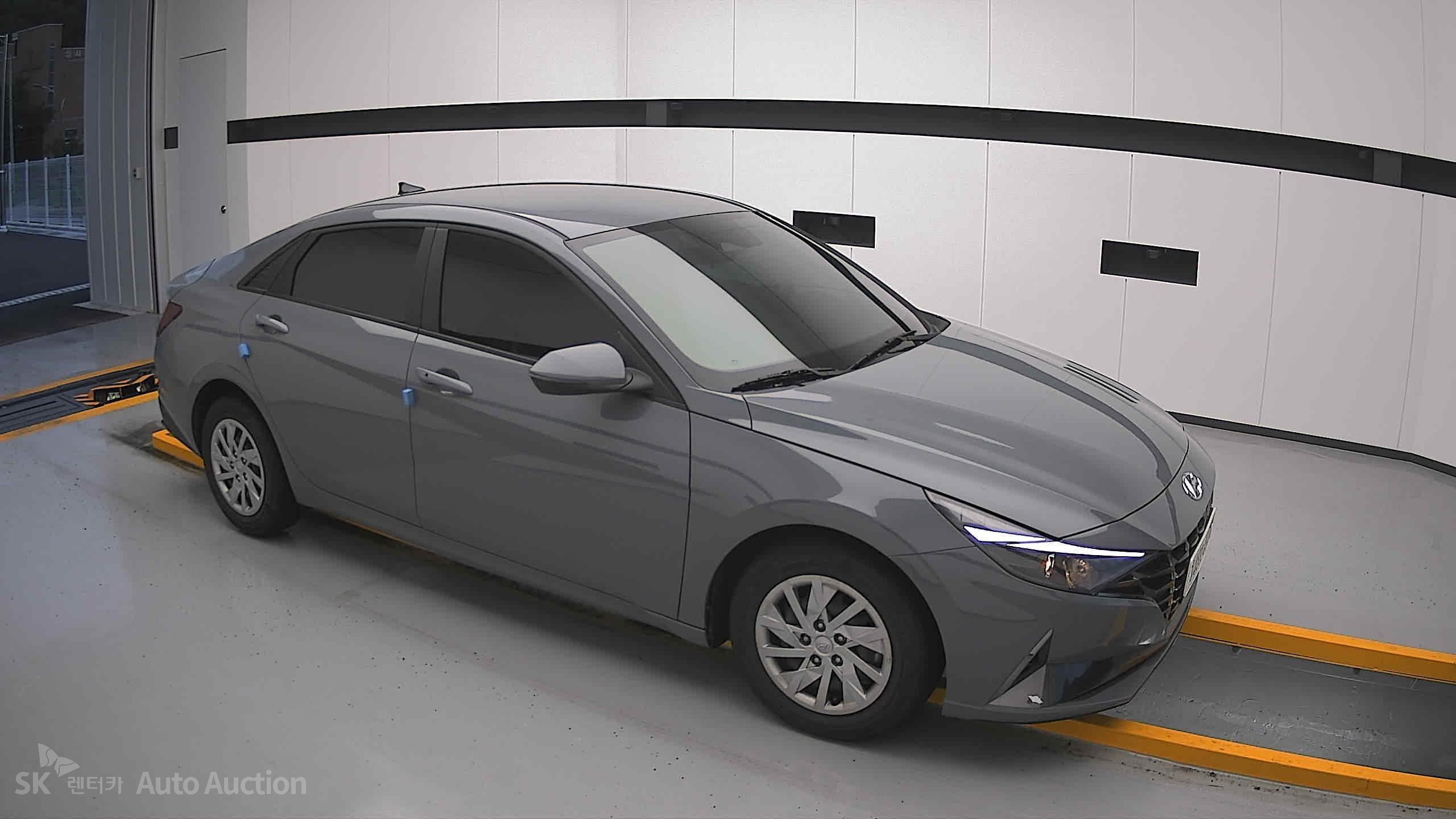 2021 - hyundai avante