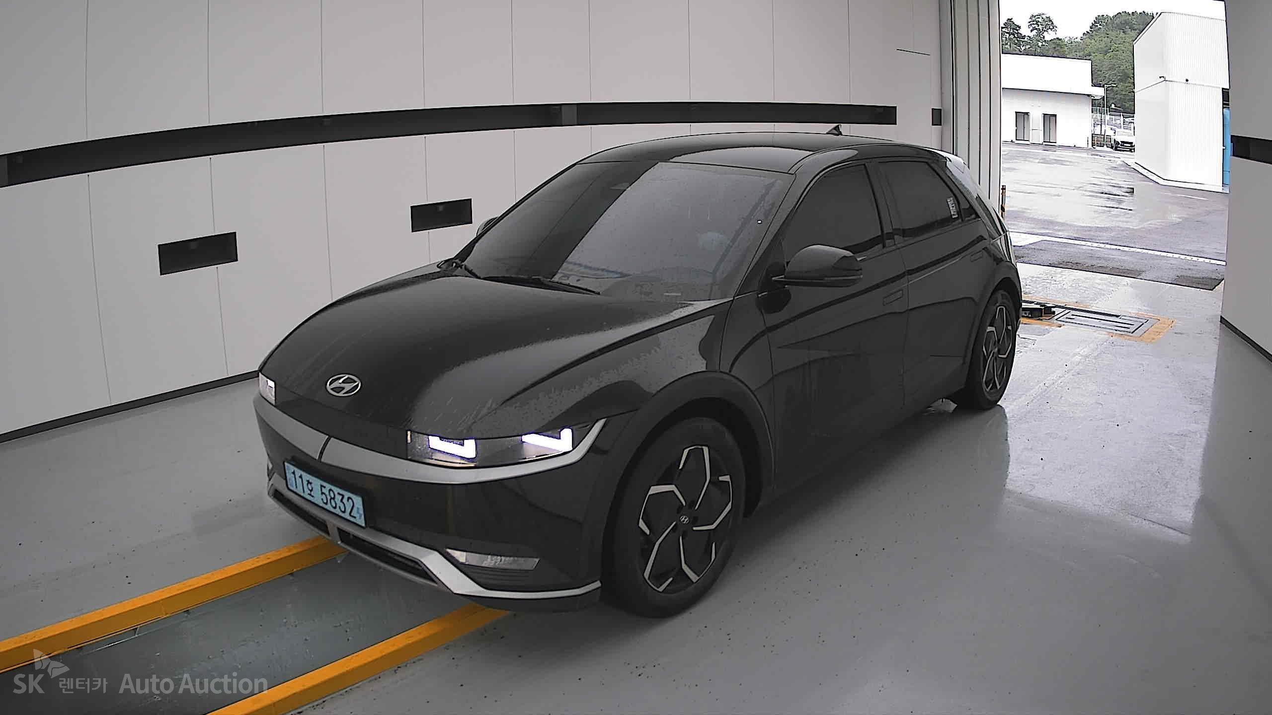2022 - hyundai ioniq
