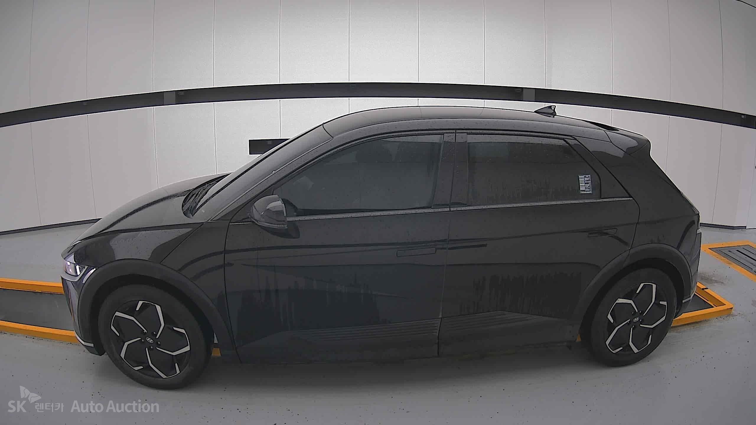 2022 - hyundai ioniq