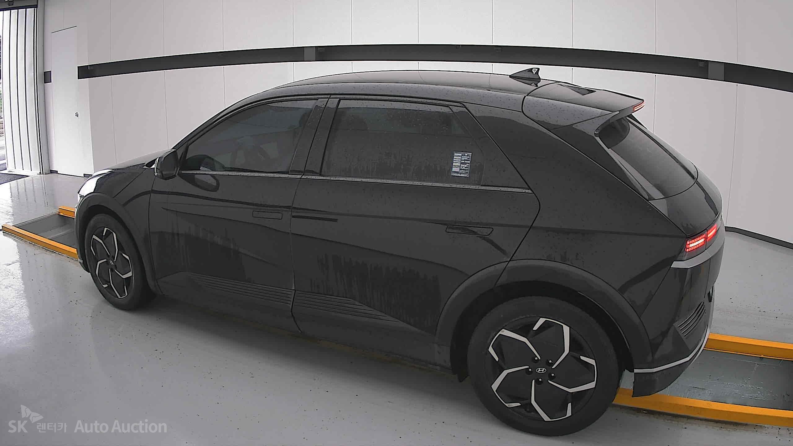 2022 - hyundai ioniq