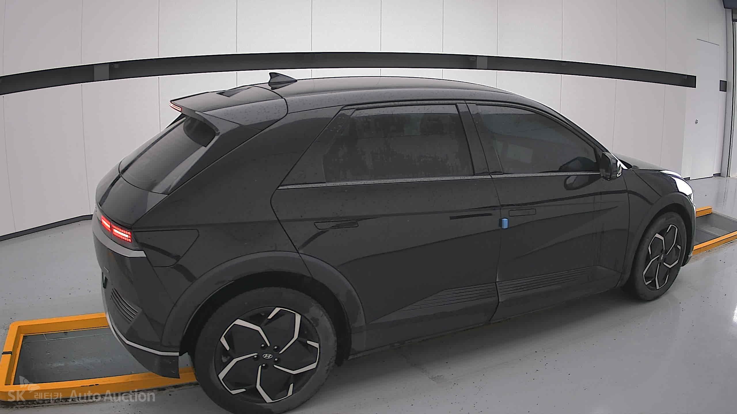 2022 - hyundai ioniq