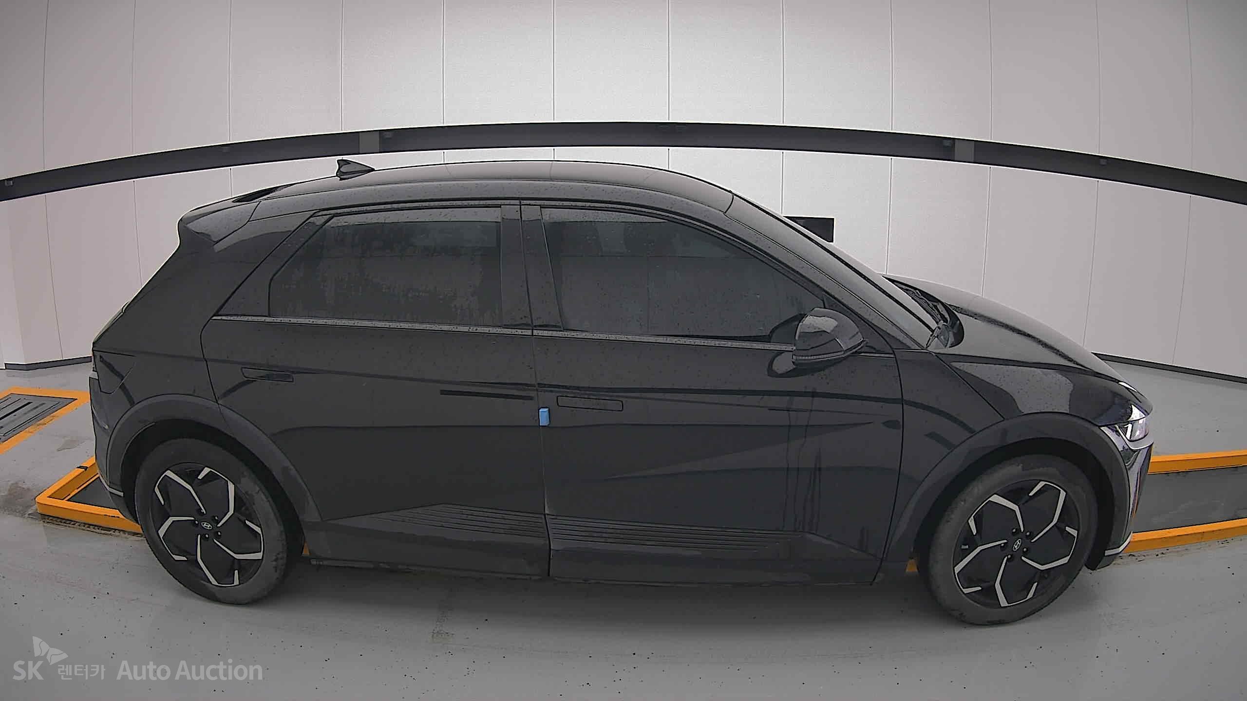 2022 - hyundai ioniq