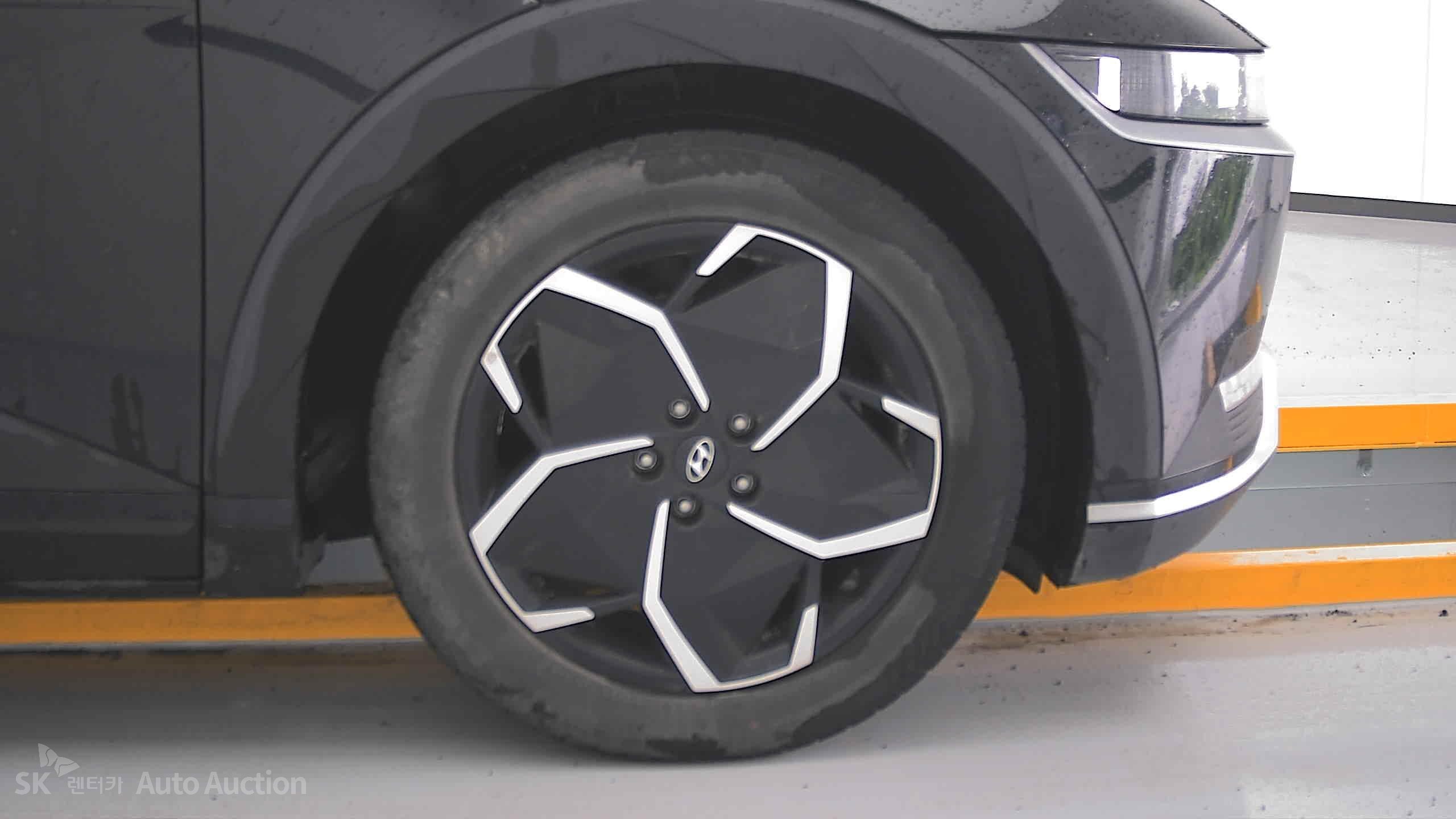 2022 - hyundai ioniq