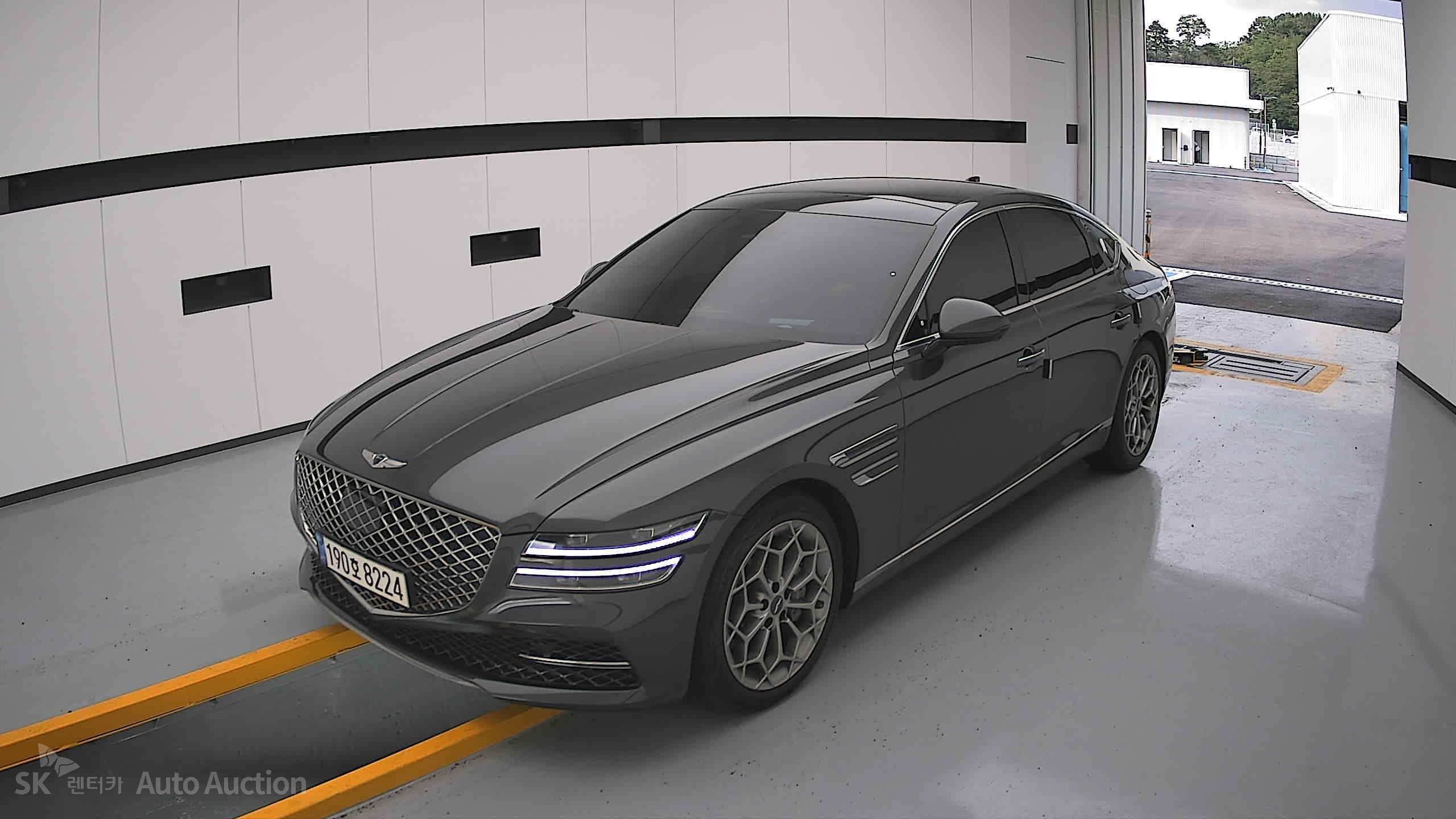 2022 - genesis g80