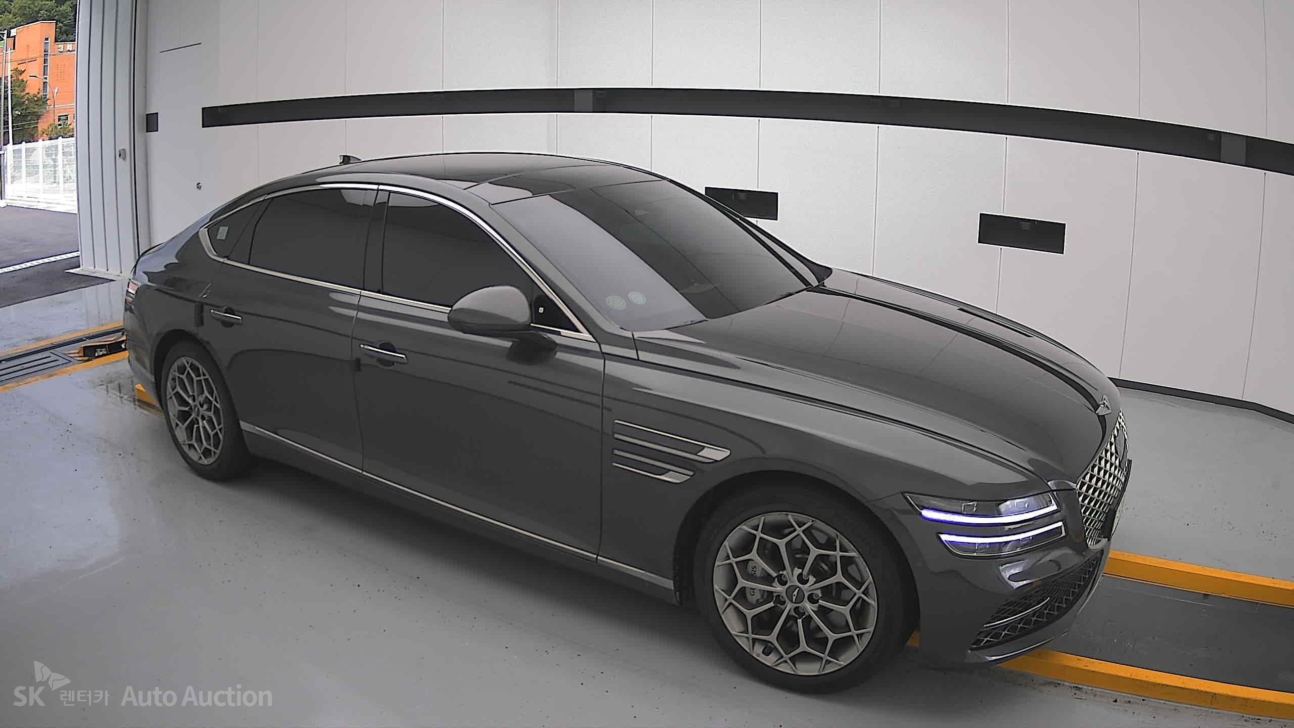 2022 - genesis g80