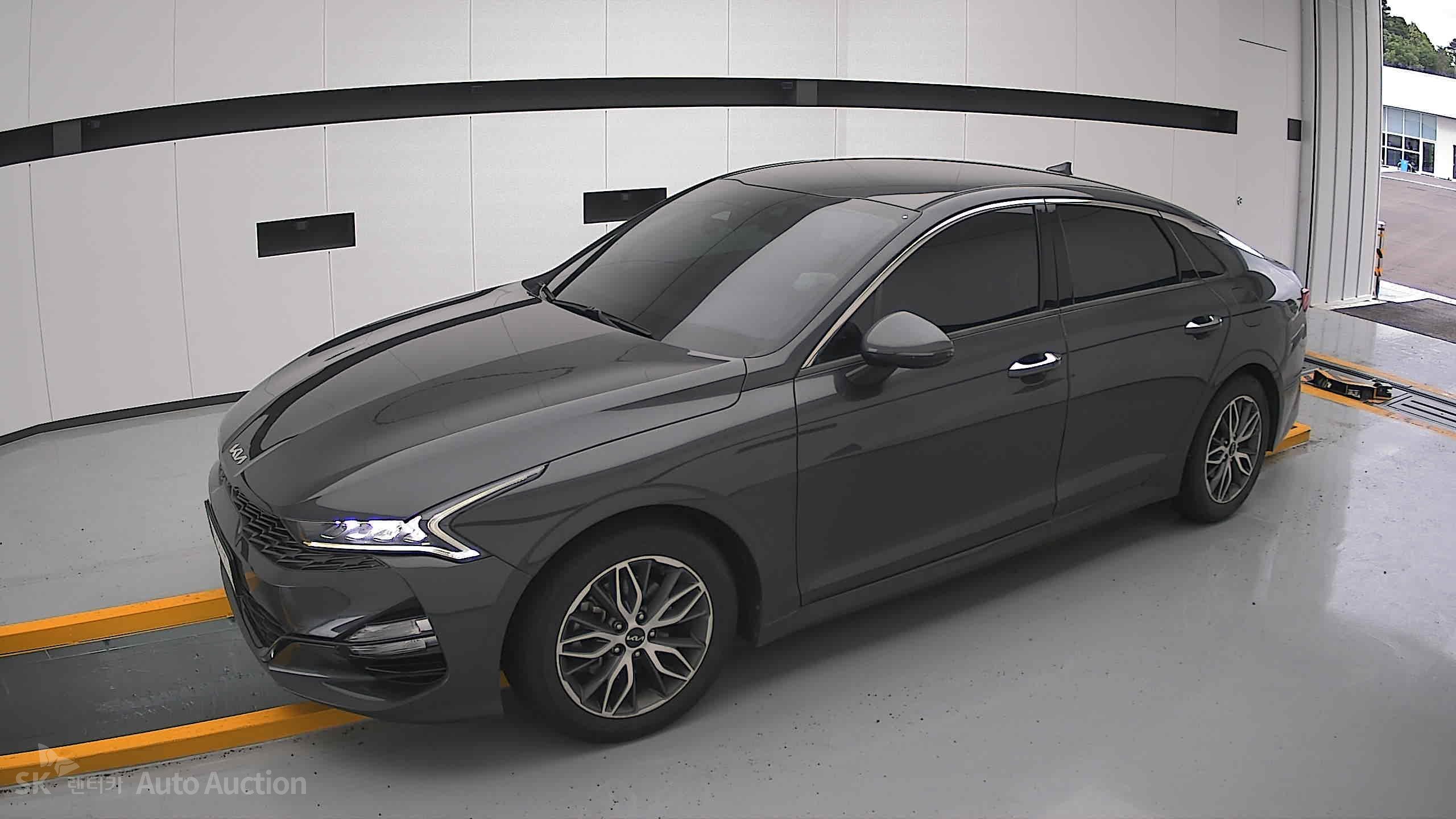 2023 - kia k5