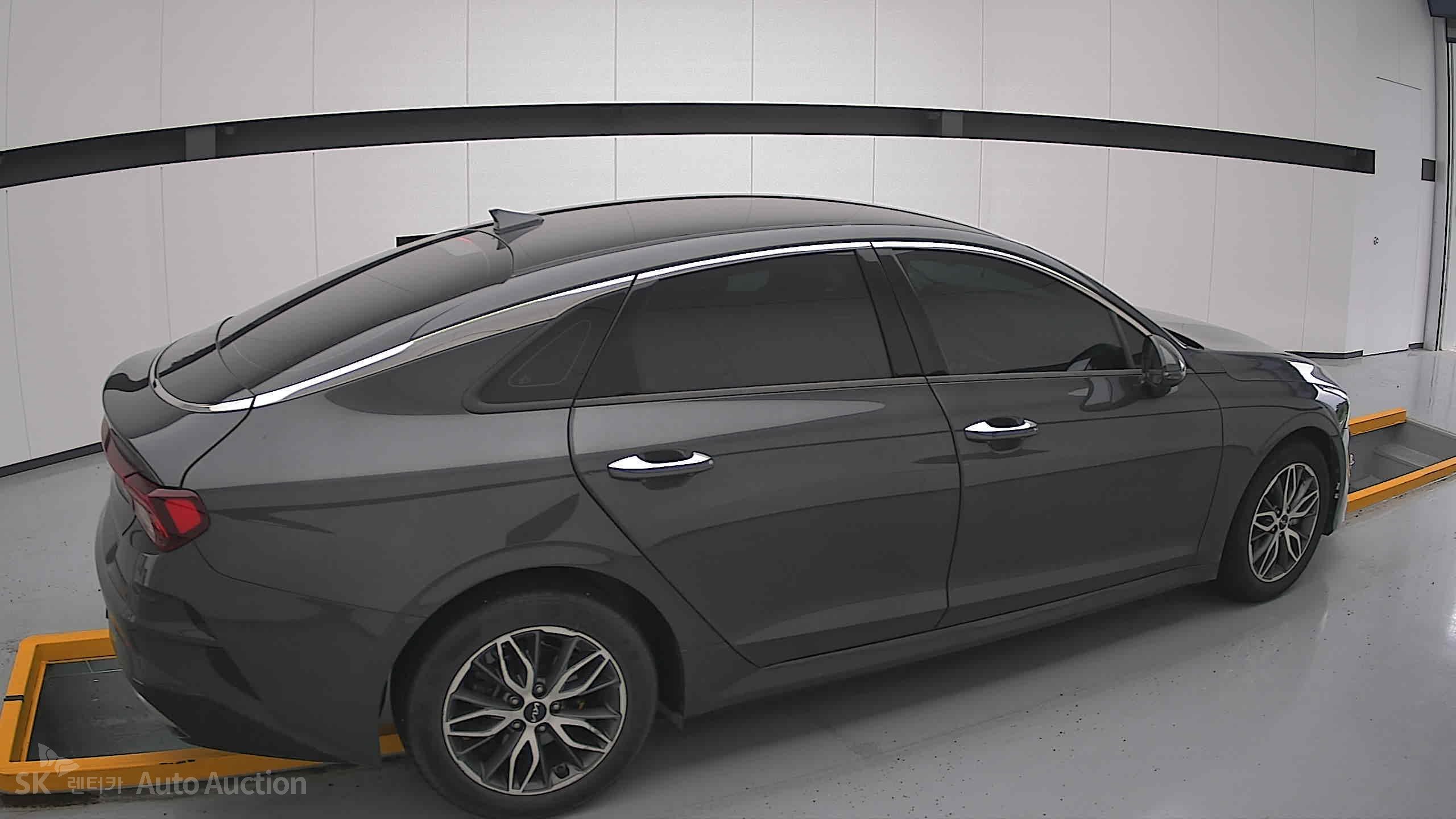 2023 - kia k5