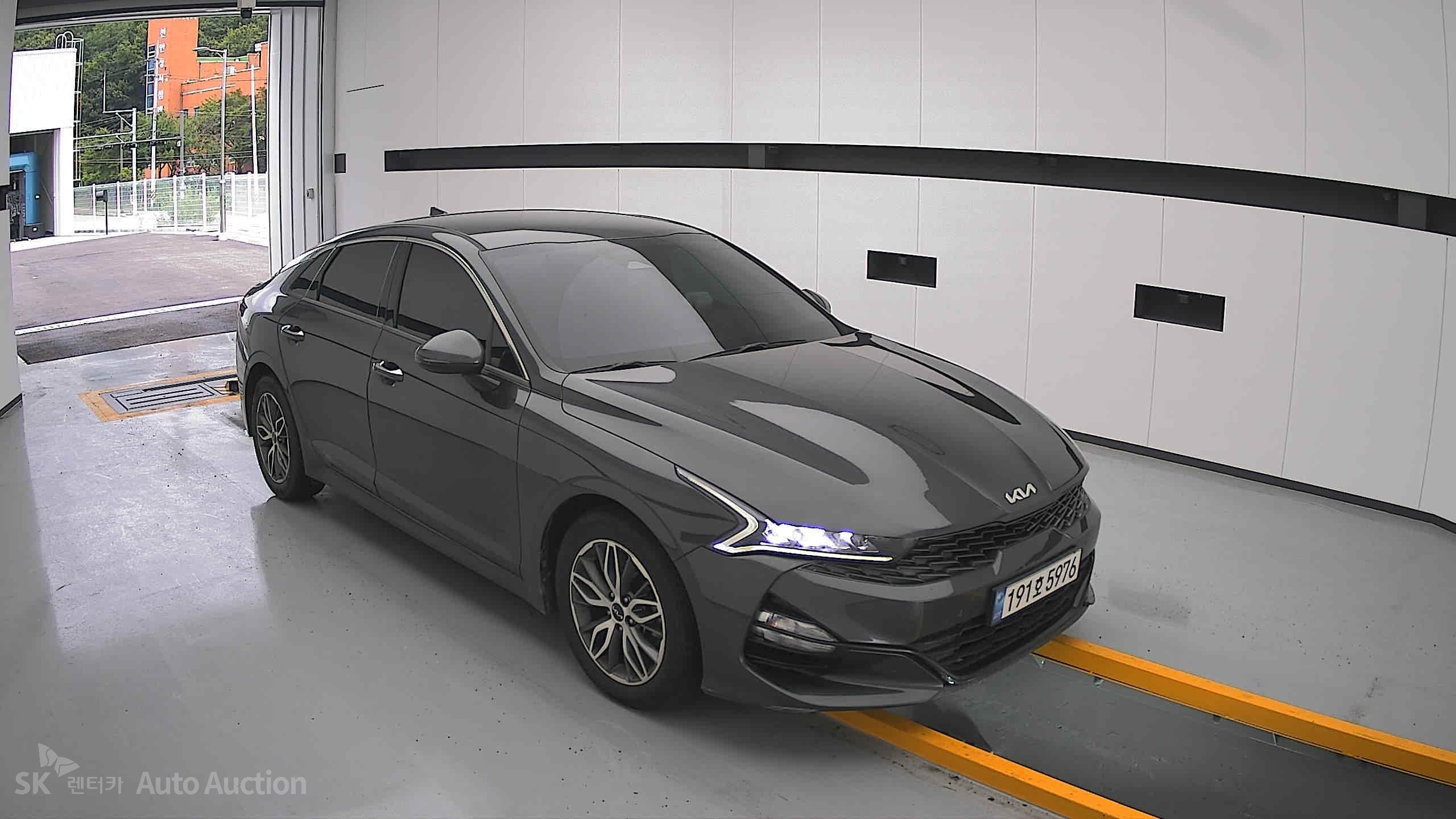 2023 - kia k5