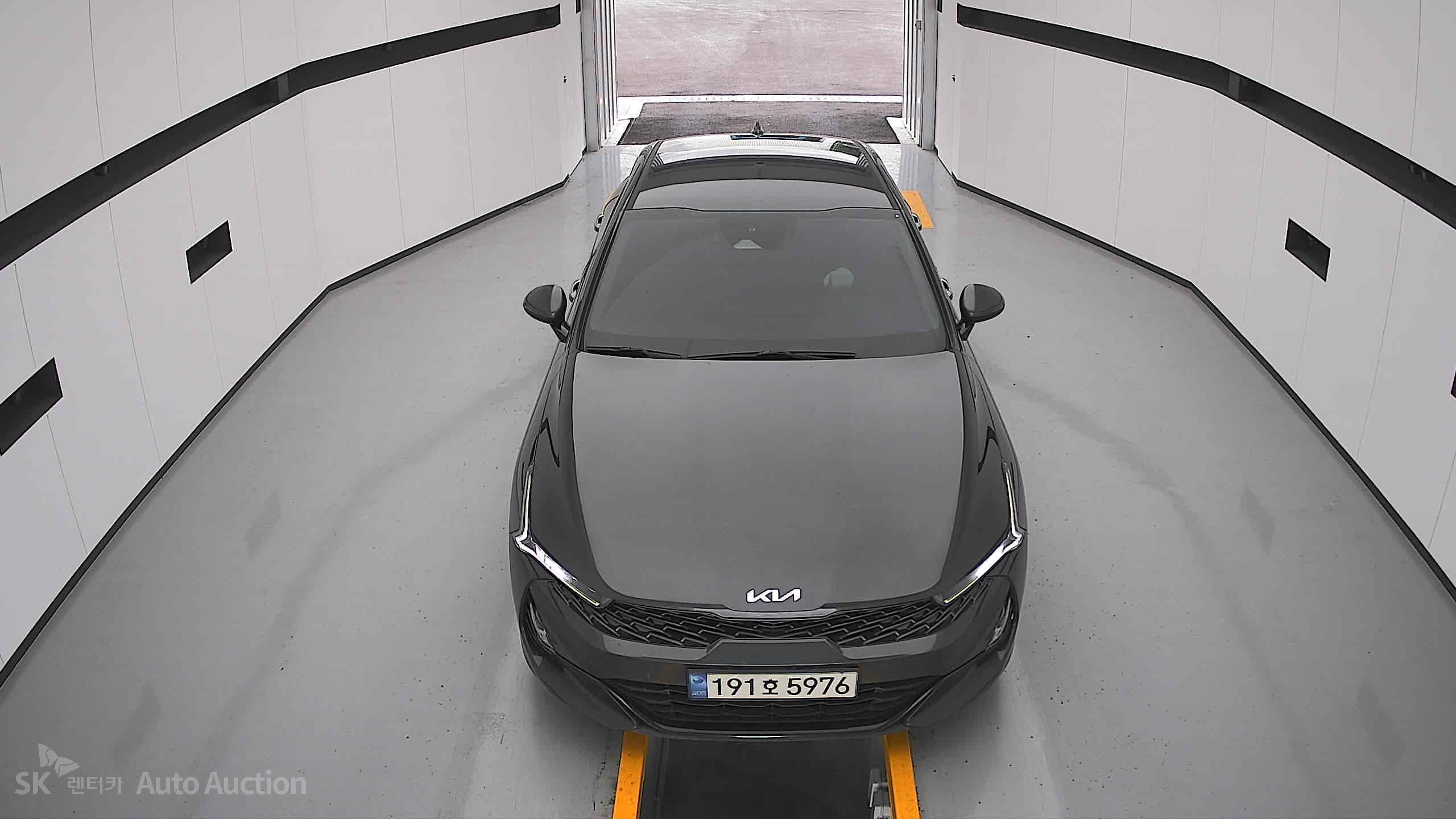 2023 - kia k5