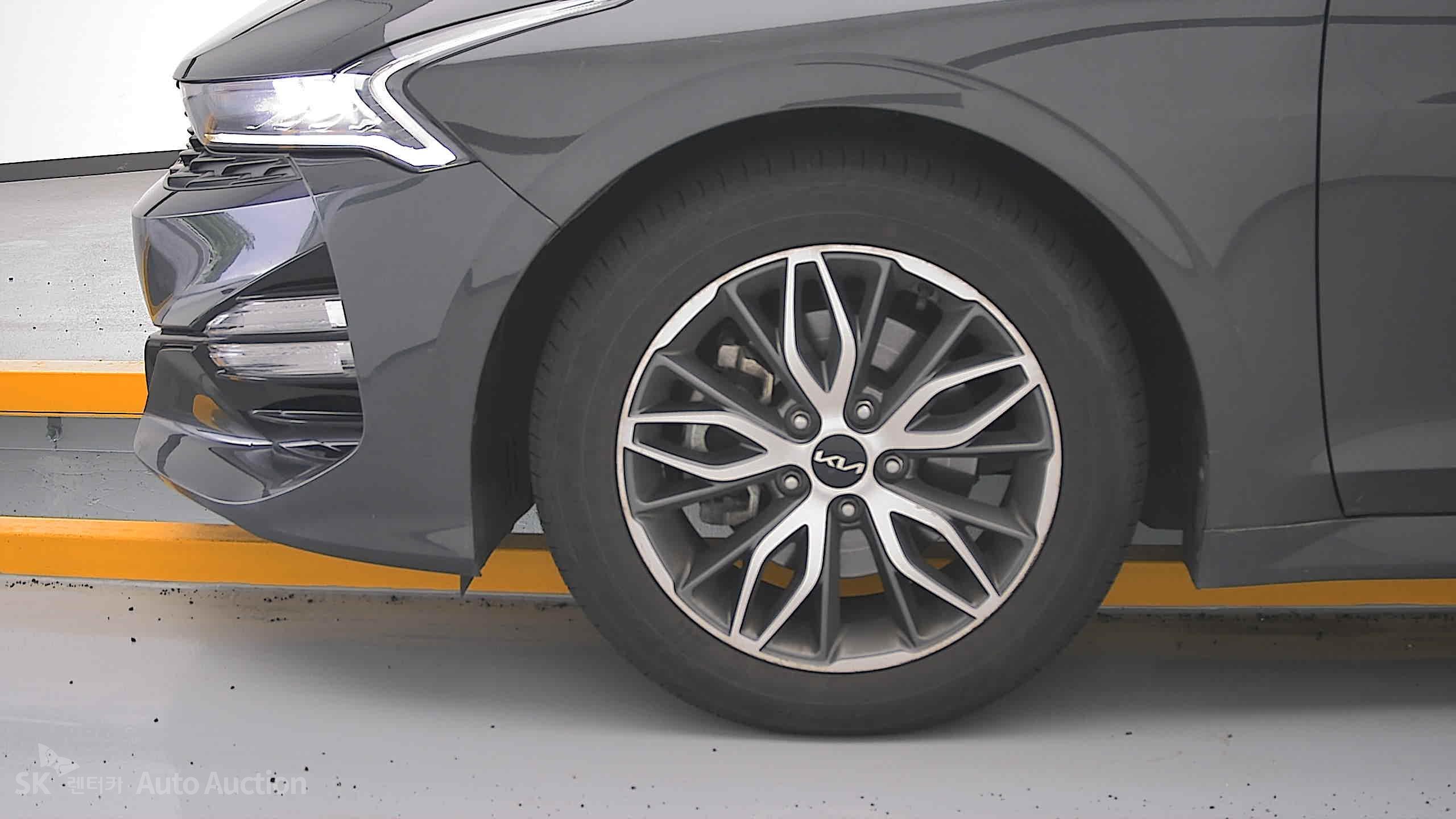 2023 - kia k5